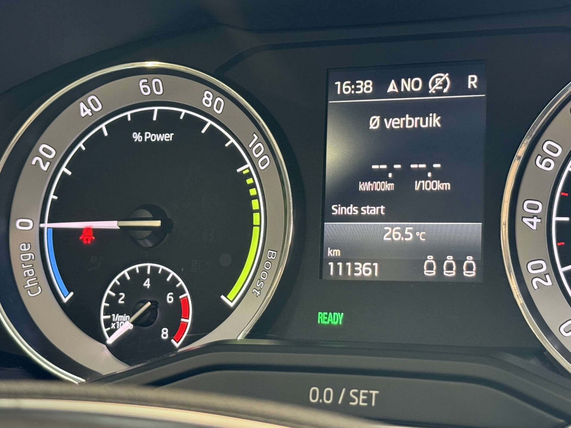 ŠKODA Superb Combi 1.4 TSI iV Business Edition Plus | Panoramadak | Crystal Light | Apple Carplay