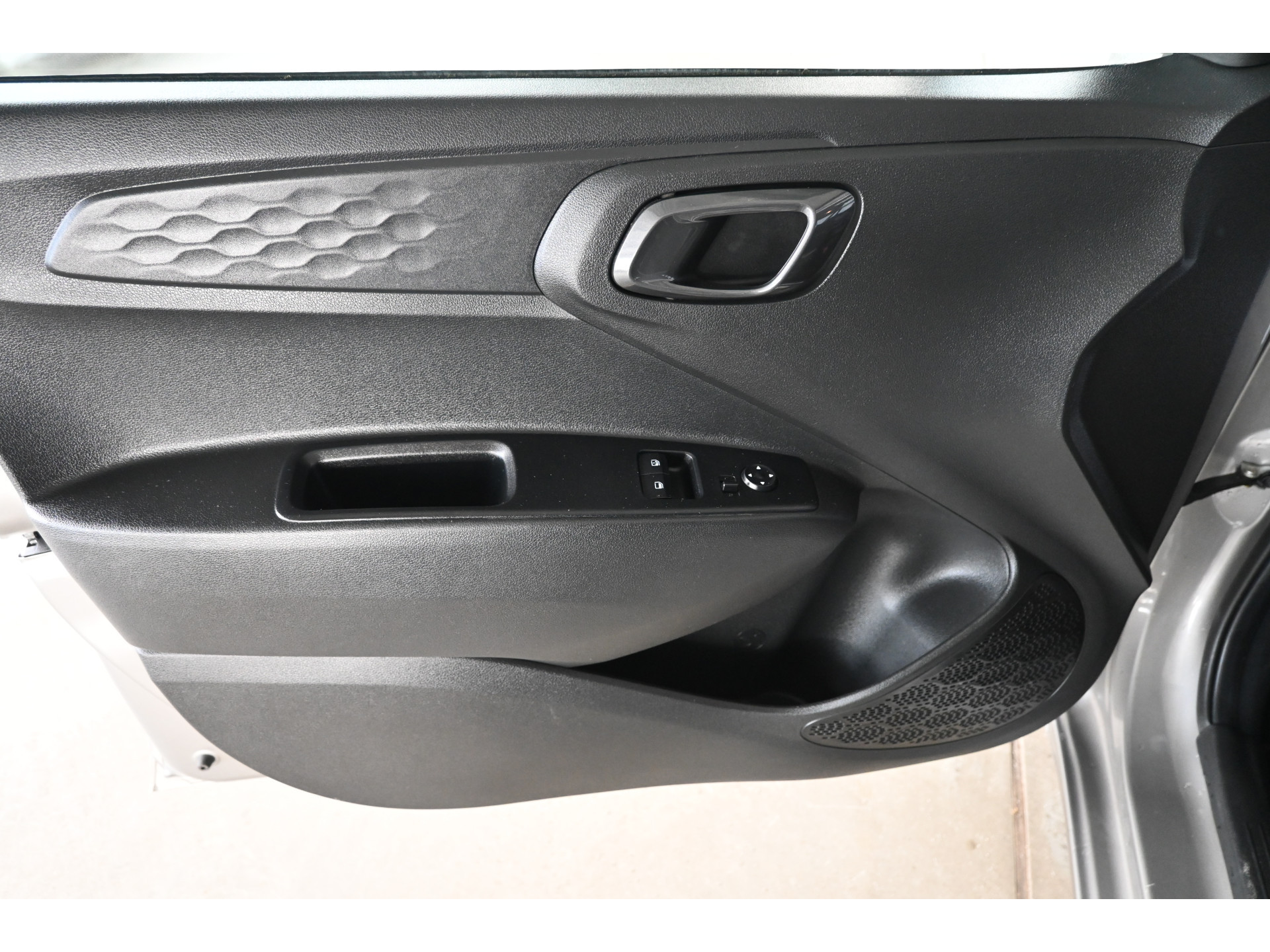 Hyundai i10 1.0 Comfort Airco Carplay Cruise Control LED 1e Eigenaar Rijklaarprijs! Inruil Mogelijk!