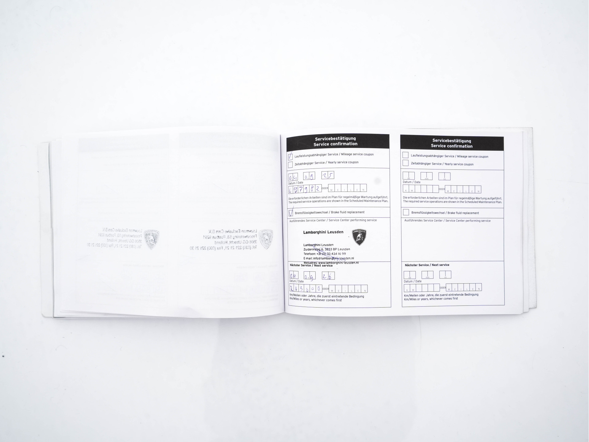 Lamborghini Urus 4.0 V8 Pearl Capsule (INCL-BTW) *CERAMIC-BRAKES | PANO | HEAD-UP | SOFT-CLOSE | LEATHER-ALCANTARA | FULL-LED | NIGHT-VISION | BANG&OLUFSEN | MEMORY-PACK | HEATED-SPORTSEATS | TOP-VIEW | ADAPTIVE-CRUISE | ...