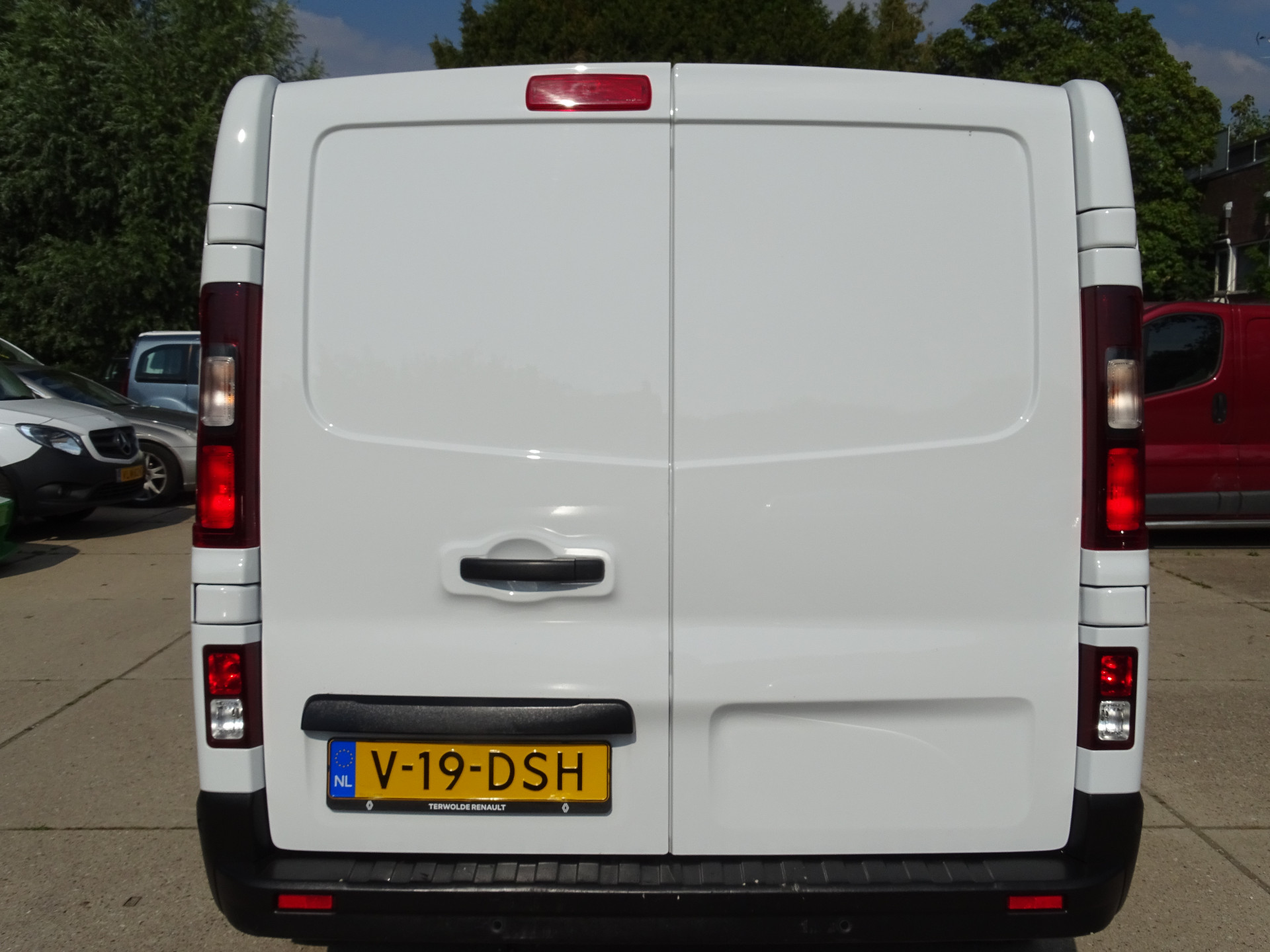 Renault Trafic 2.0 dCi L2H1