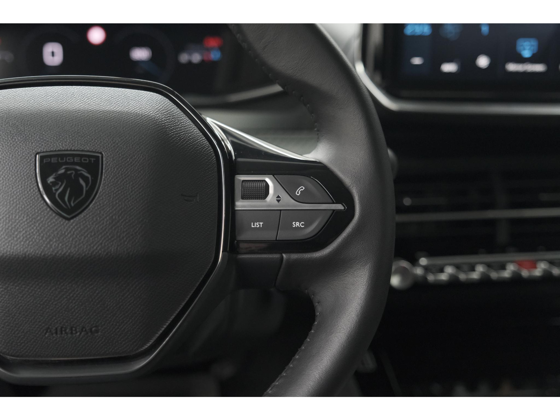 Peugeot 208 PureTech 100 Allure | 360 Camera | Adaptieve Cruise Control | Navigatie | Dodehoekdetectie