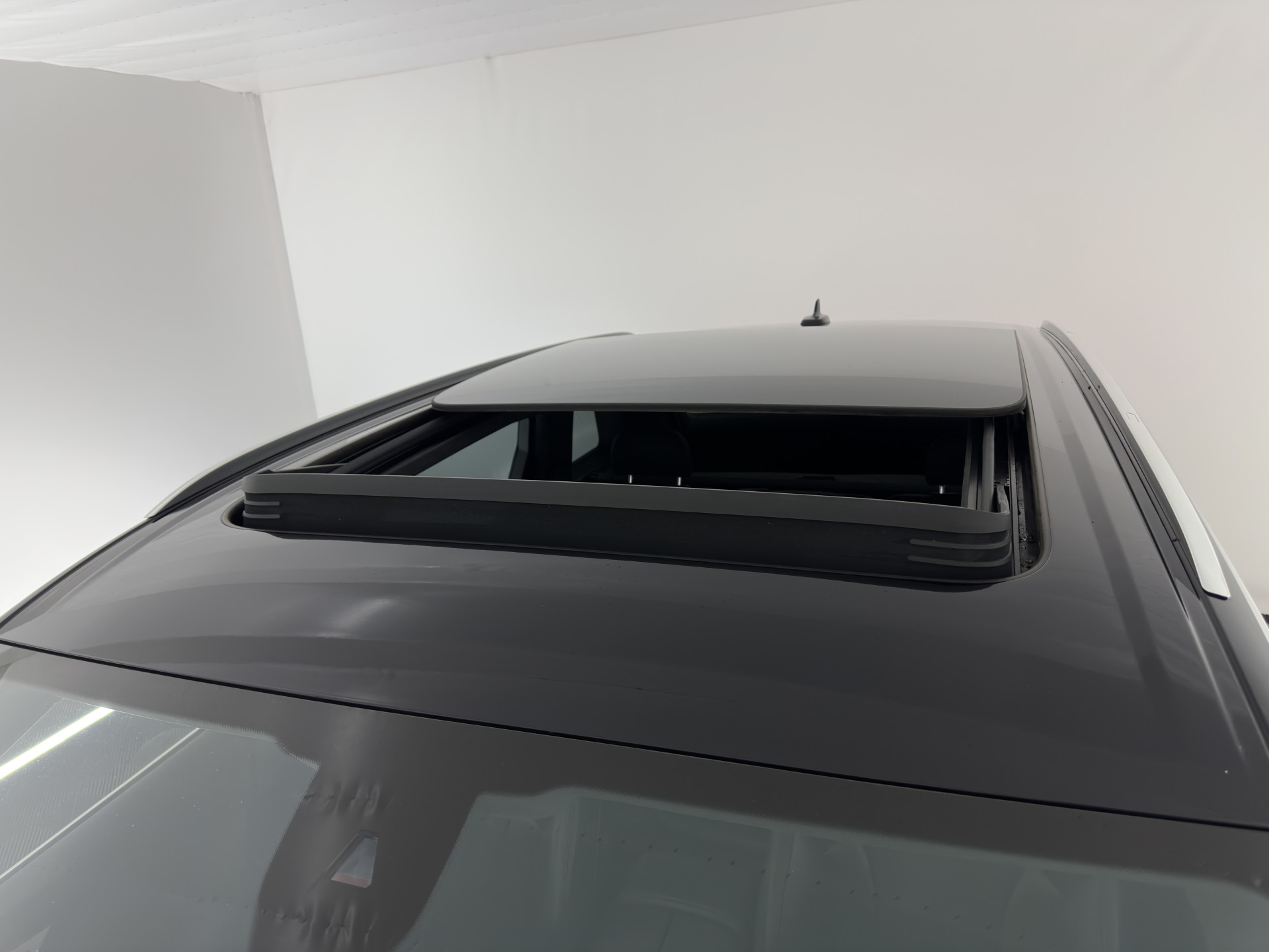 Audi Q7 3.0 TDI e-tron Quattro Premium (Plug-in) Aut. *PANO | HEAD-UP | NIGHT-VISION | LEATHER | AIR-SUSPENSION |  MATRIX-LED | TOP-VIEW | DIGI-COCKPIT | ADAPTIVE-CRUISE | BLIND-SPOT | AMBIENT-LIGHT |  VENTILATED-SEATS | NAVI-FULLMAP | ...