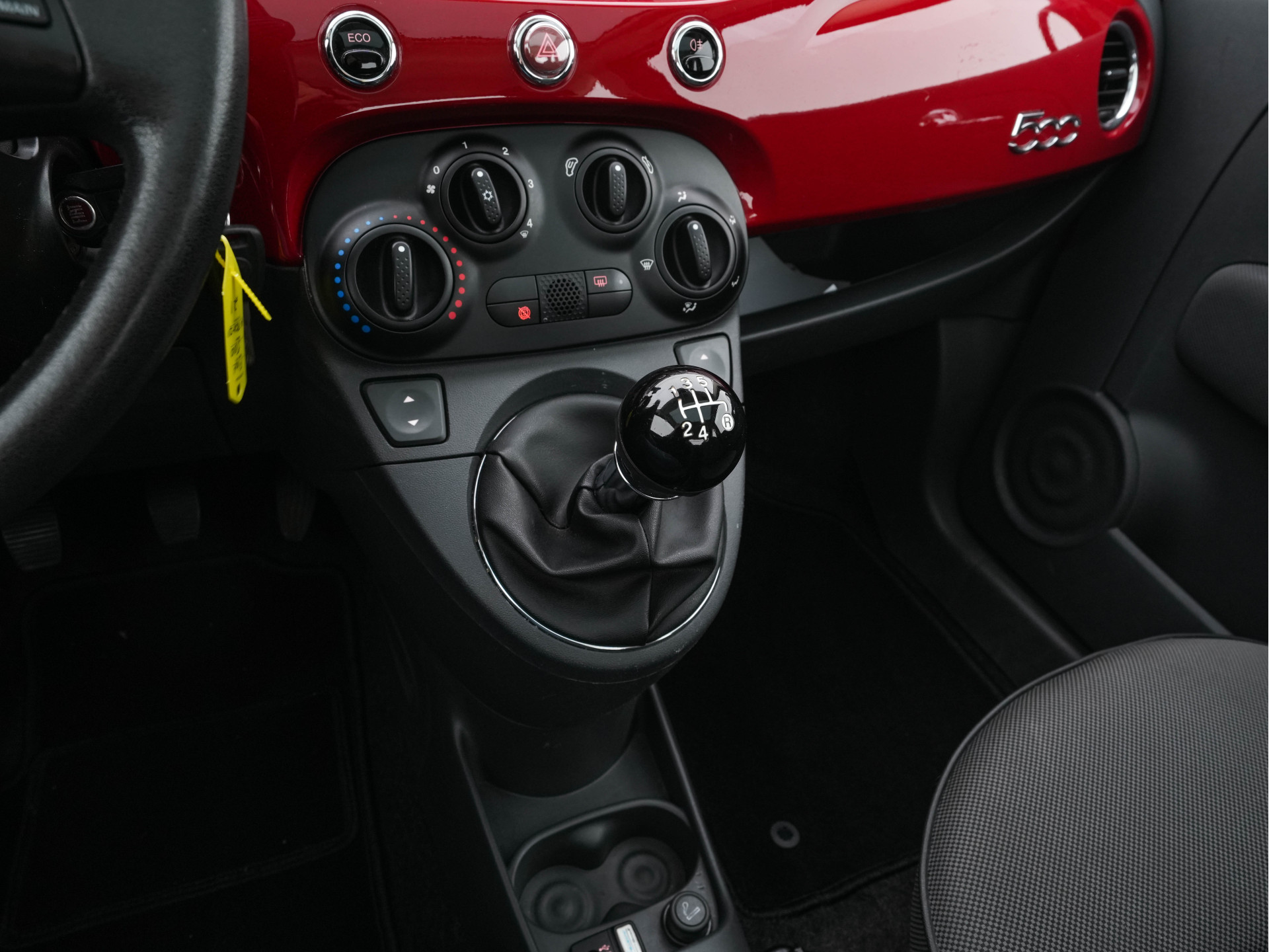 Fiat 500 0.9 TwinAir Lounge *PANO | AIRCO | PDC | COMFORT-SEATS | RADIO-CD/MP3 | CHROME-PACK | 15''ALU*