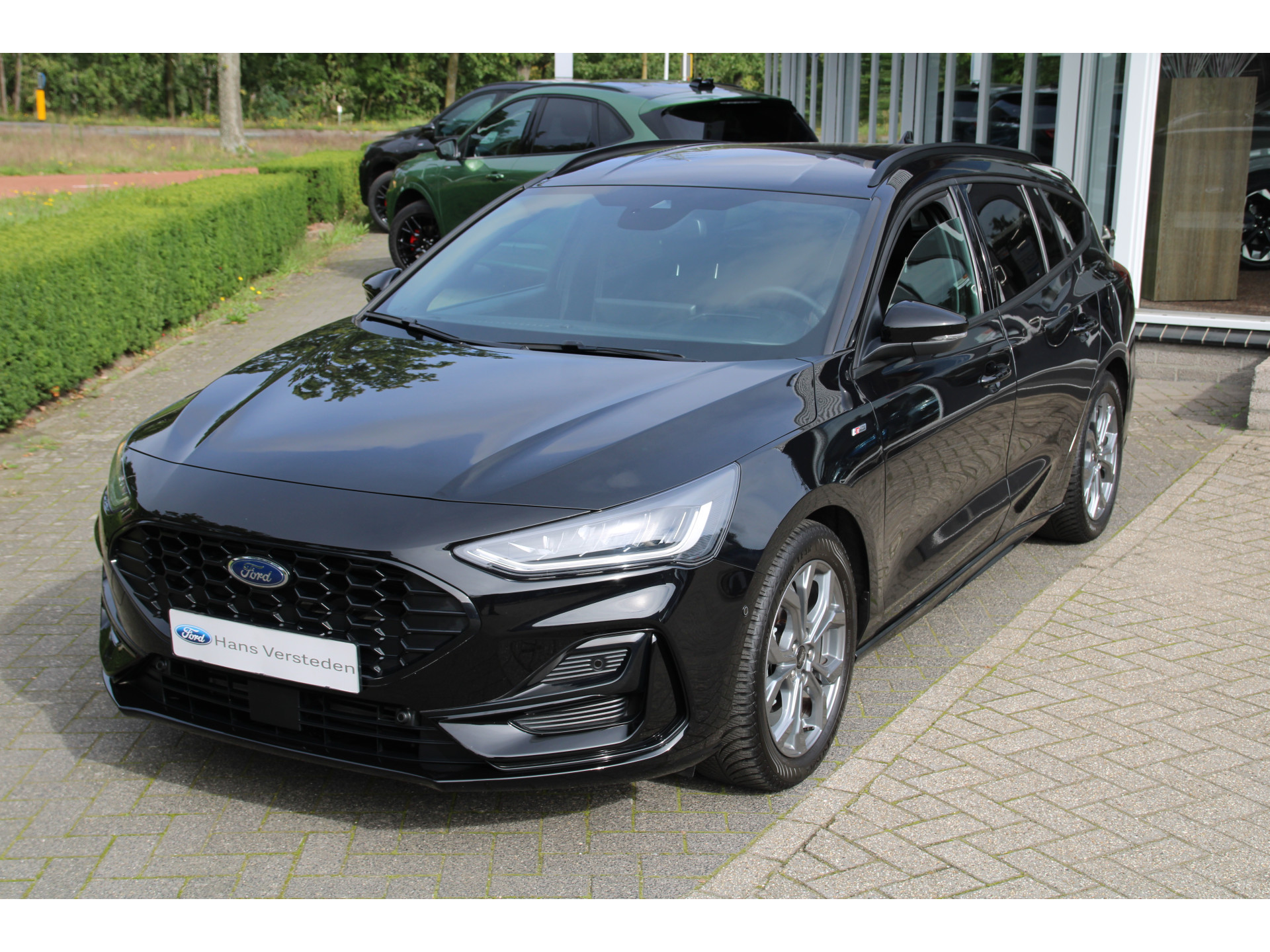 Ford Focus Wagon 1.0 EcoBoost 155 PK AUT. Hybrid ST Line X TREKHAAK AFNEEMBAAR | WINTER-PACK | HEAD-UP