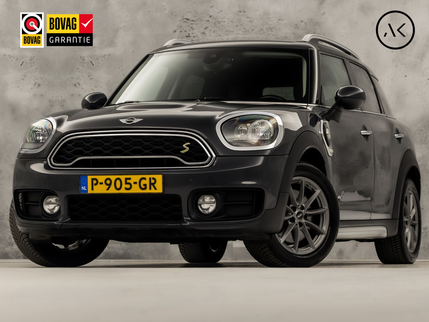 MINI Countryman 1.5 Cooper SE ALL4 Chili 225Pk Automaat (APPLE CARPLAY, GROOT NAVI, LEDER, STOELVERWARMING, SPORTSTOELEN, GETINT GLAS, ADAPTIVE CRUISE, NIEUWSTAAT)