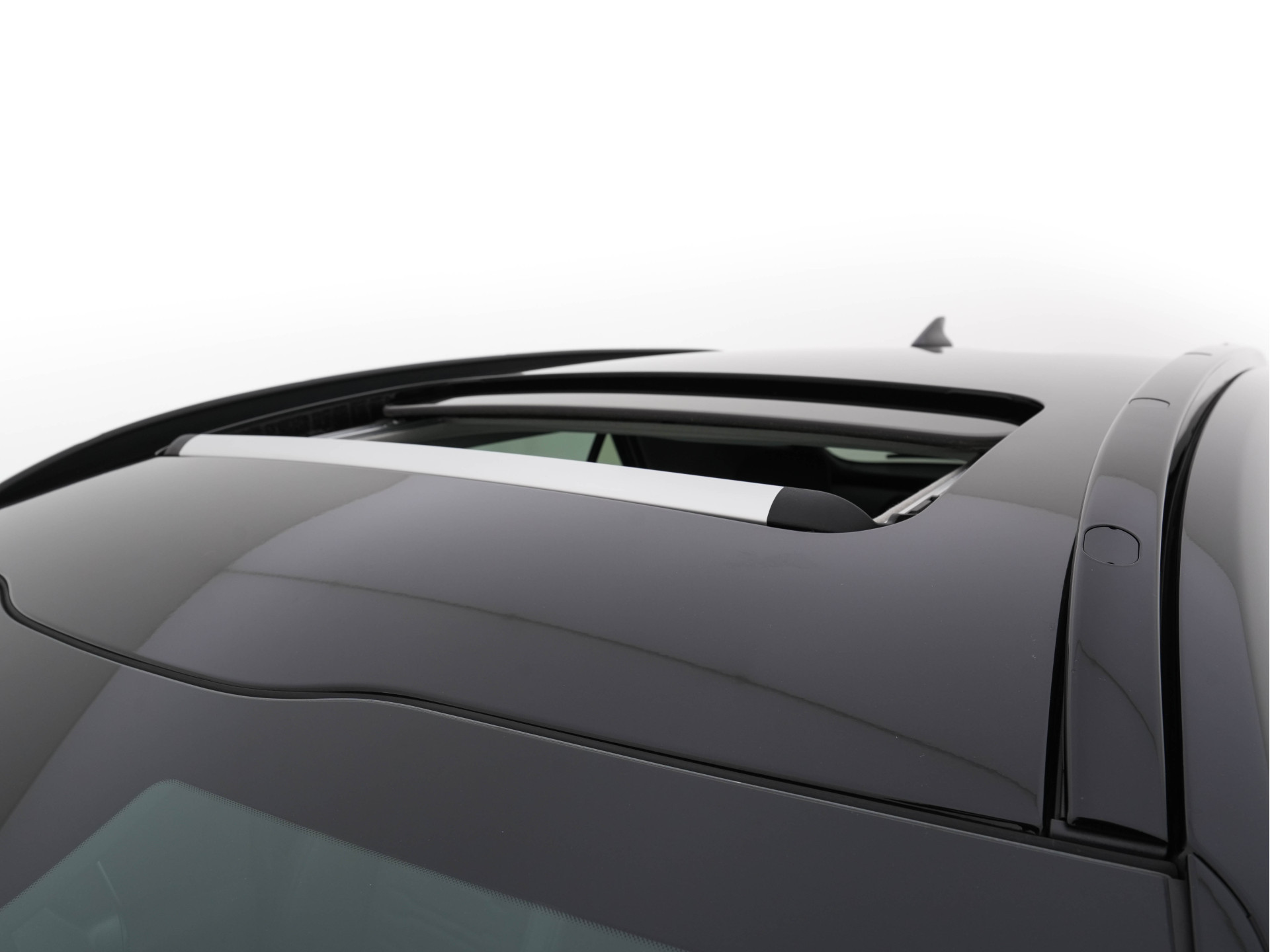 Kia Niro EV DynamicPlusLine 64.8 kWh [ 3-Fase ] (INCL-BTW) Aut. *PANO | HEAD-UP | LEATHER | DIGI-COCKPIT | NAVI-FULLMAP | DAB | ADAPT.CRUISE | CAMERA | COMFORT-SEATS | KEYLESS | DIGI-COCKPIT | SHIFT-PADDLES | HEATED-SEATS | CARPLAY | LANE-