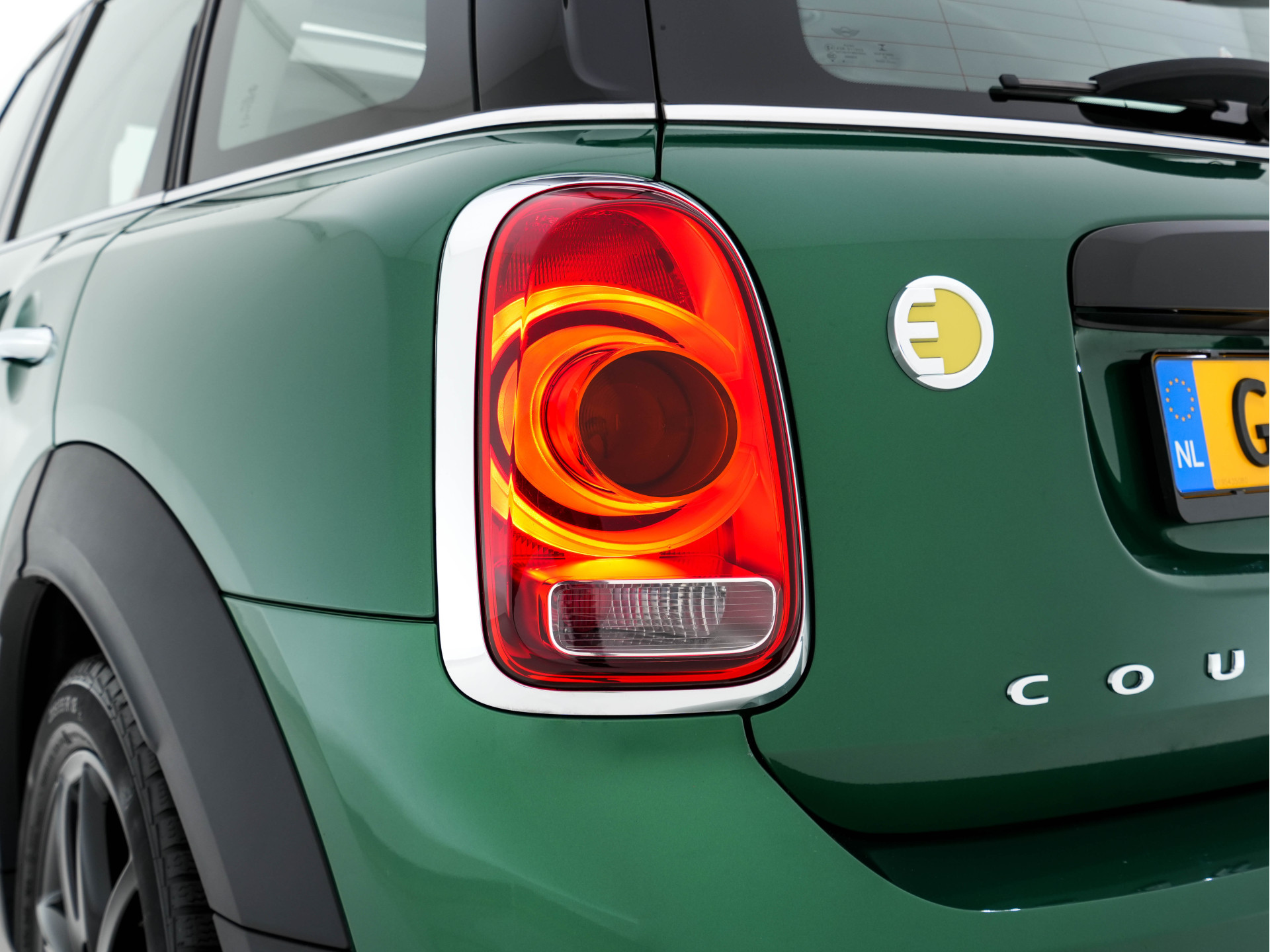MINI Mini Countryman 2.0 Cooper S E ALL4 Plug-In (INCL-BTW) Aut. *PANO | LEATHER-ALCANTARA |  HARMAN/KARDON-AUDIO | ADAPTIVE-CRUISE | FULL-LED | KEYLESS | NAVI-FULLMAP | CAMERA | ECC | PDC | SPORTSEATS | 18"ALU*