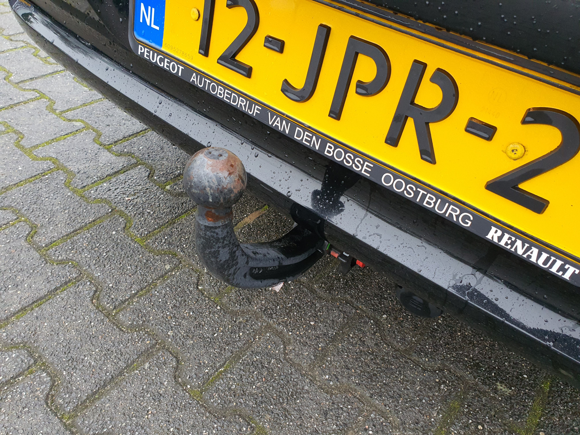 Peugeot 607 2.7 HDiF Executive Ivoire-Pack Aut. *PANO | XENON | NAPPA-FULL-LEATHER | NAVI-FULLMAP | CRUISE | MEMORY-PACK | HEATD-COMFORTSEATS | TOWBAR | HEATED-SEATS | 17"ALU*