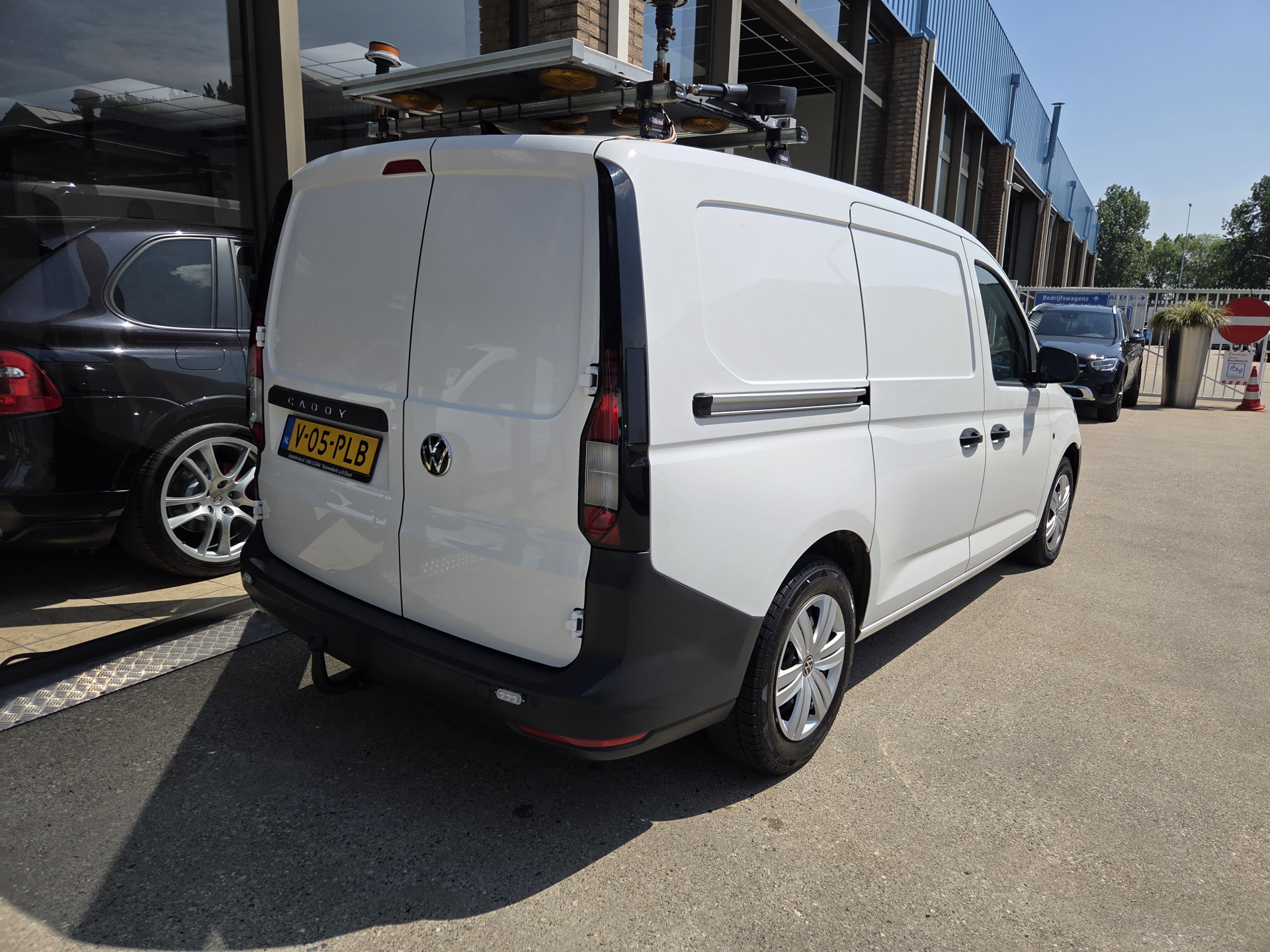 Volkswagen Caddy Cargo Maxi RHD 2.0 TDI  122Pk Automaat Comfort  Airco  Cruisecontrol