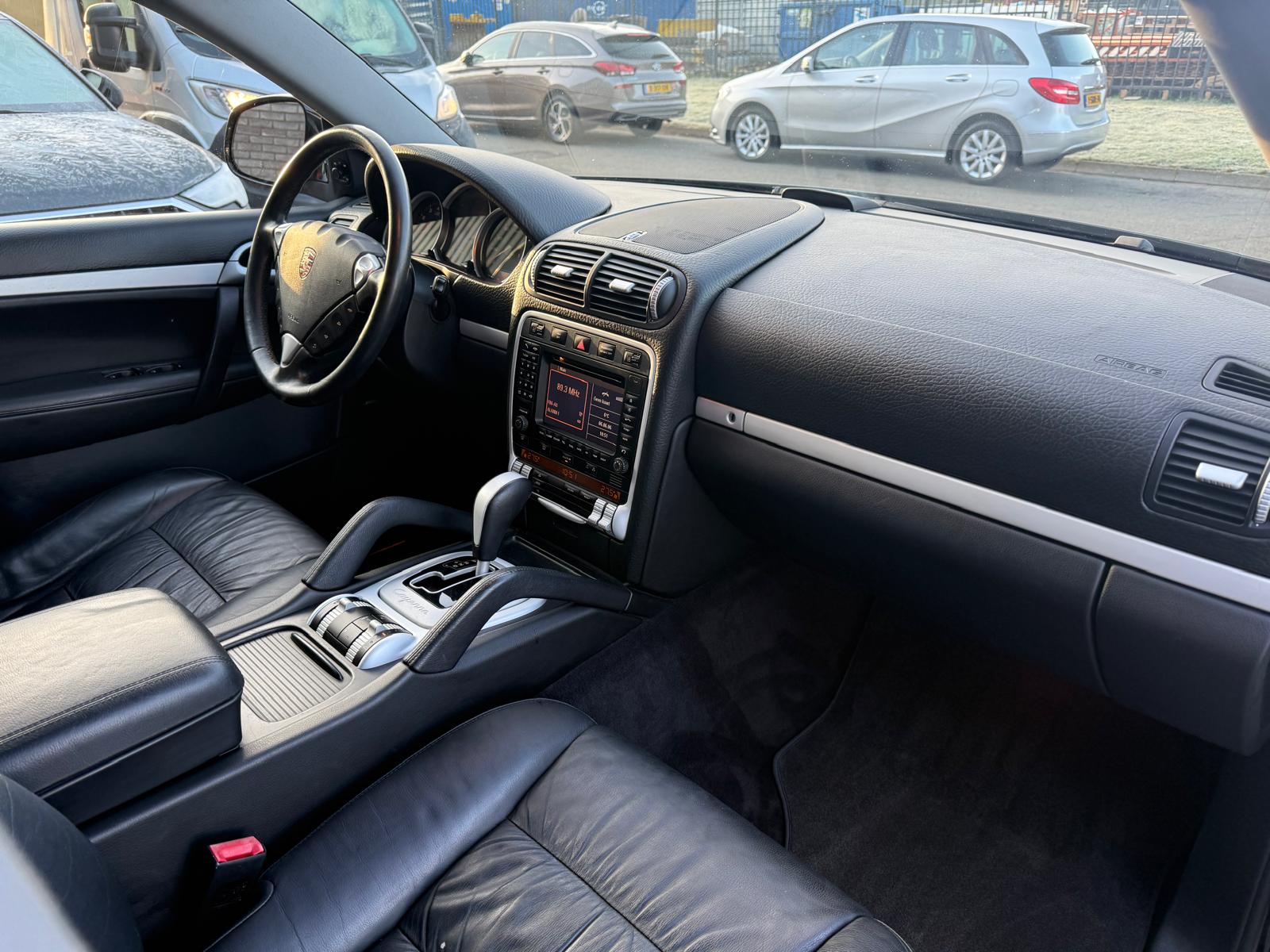 Porsche Cayenne 4.5 S | 2E EIGENAAR |3/6/12MND GARANTIE| SCHUIFDAK | BOSE | XENON | LEDER | NAVI | YOUNGTIMER |