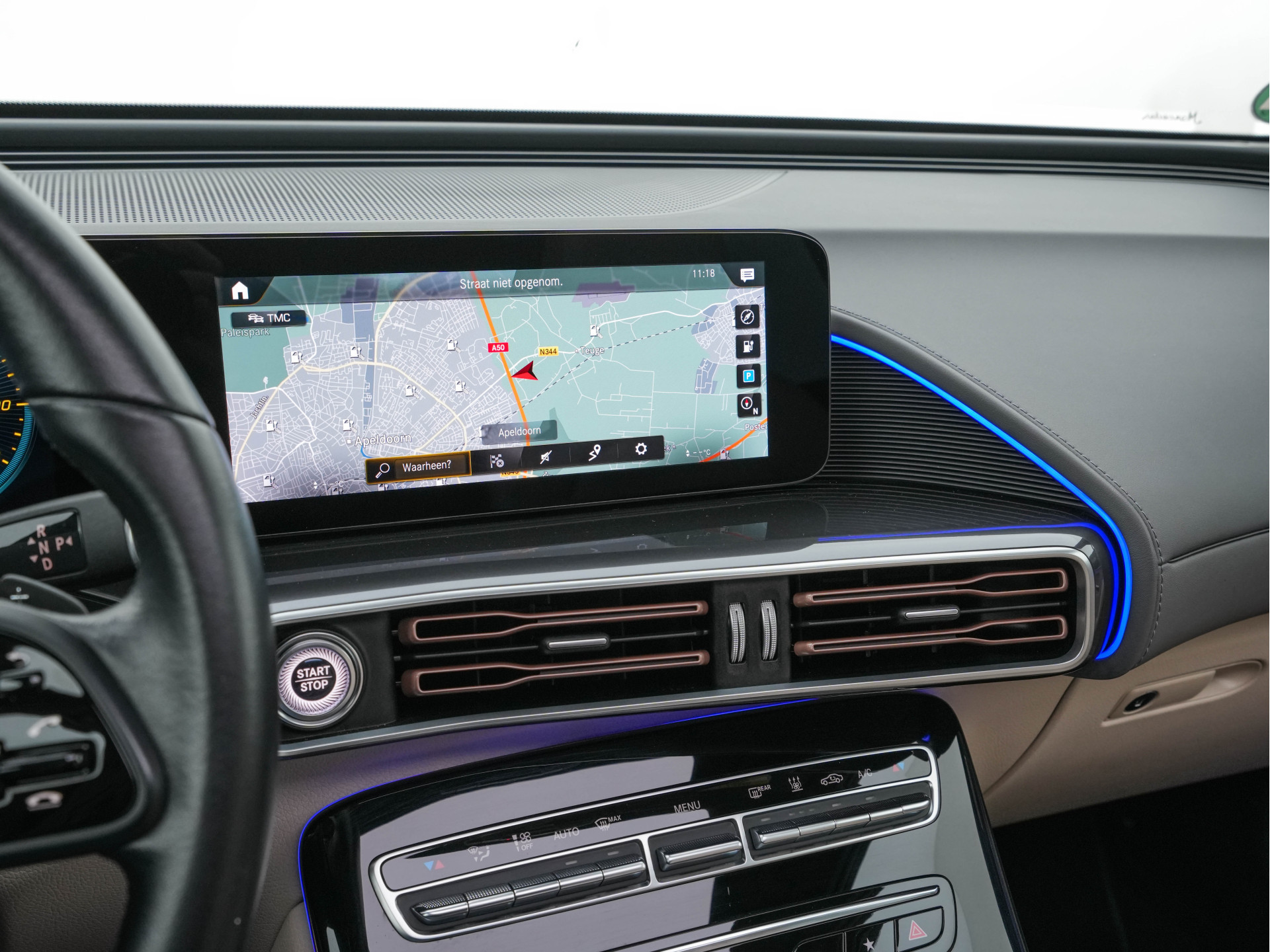 Mercedes-Benz EQC 400 4MATIC Business Solution 80 kWh (3-Fase) {SOH-93%} (INCL-BTW) *AUT | SUNROOF | WIDE-SCREEN-DIGI-COCKPIT | MEMORY-PACK | SURROUND-VIEW | KEYLESS | ARTICO-FULL-LEATHER | SPORT-SEATS | DAB+ | 19 ''*