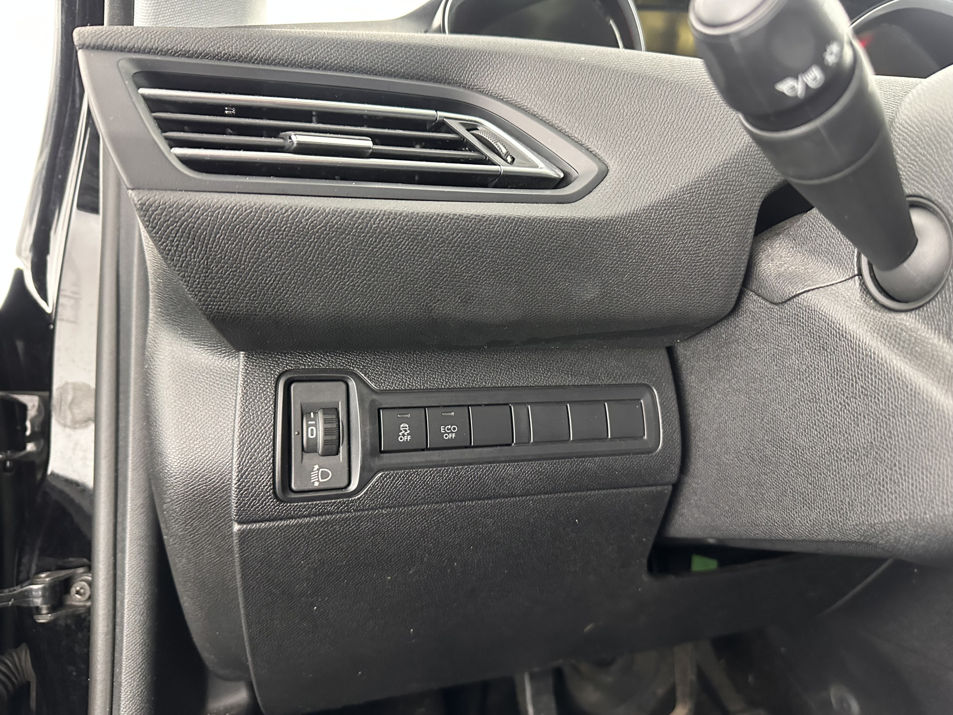 Peugeot 308 SW 1.6 BlueHDI Blue Lease Executive [⚠️] *PANO | NAVI-FULLMAP | ECC | PDC | CRUISE | CAMERA | TOWBAR | COMFORT-SEATS | 16''ALU*