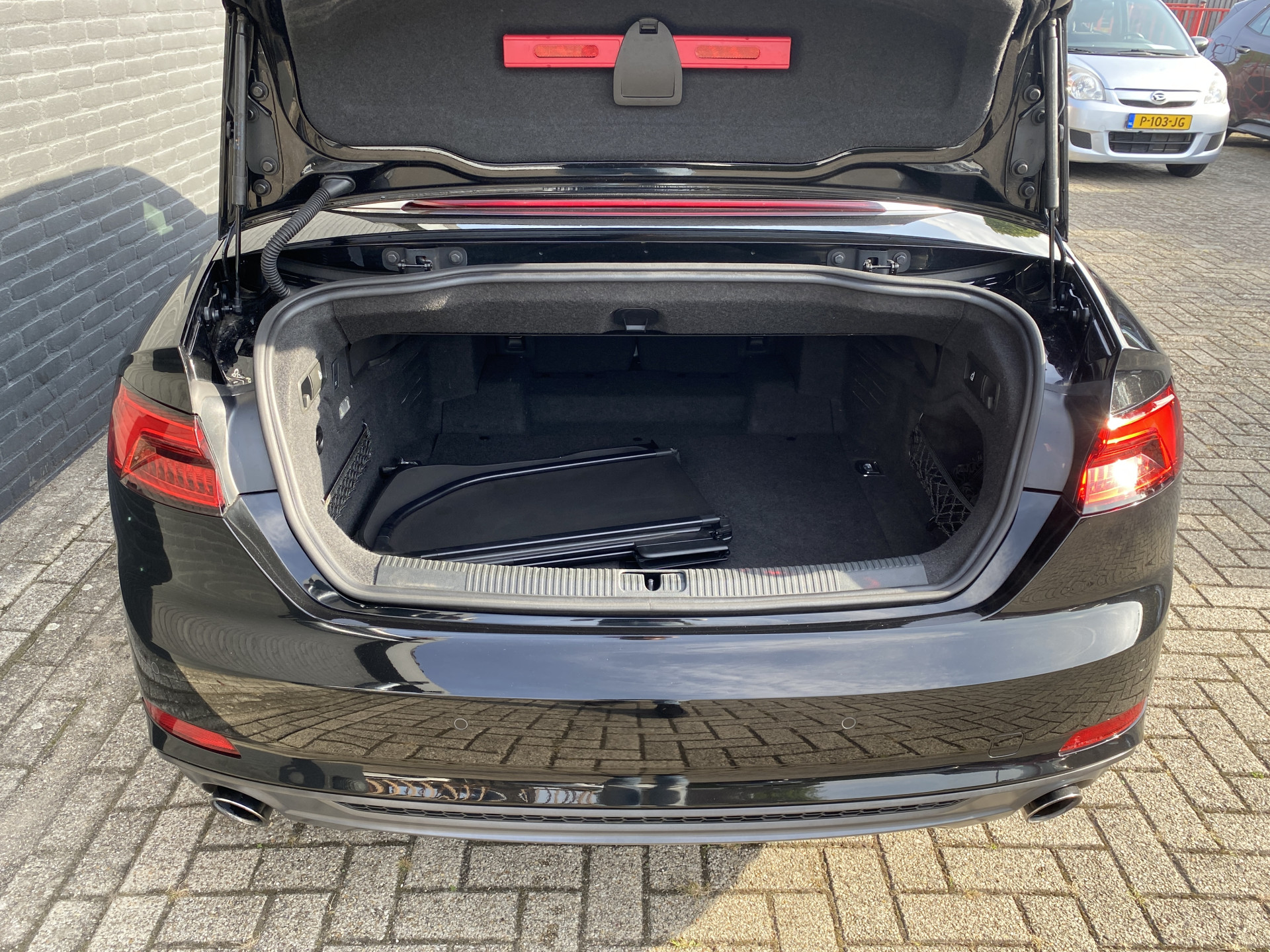 Audi A5 Cabriolet 2.0 TFSI Quattro Sport S-Line 252 pk AUT. | 3X S-Line | virtual cockpit | B&O audio | HUD display | elektr. v. stoelen