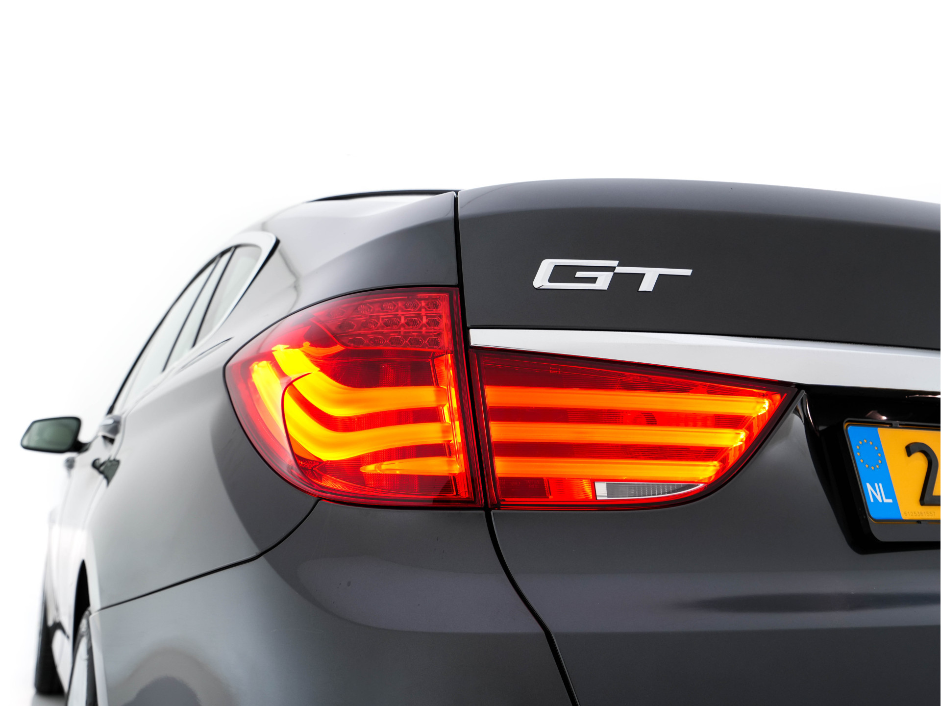 BMW 5-serie Gran Turismo 520d High Executive Aut. *HEAD-UP | ADAPTIVE-CRUISE | LUXURY-LEATHER | XENON | MEMORY-PACK | TOP-VIEW | HIFI-SOUND | NAVI-FULLMAP | ECC | PDC*