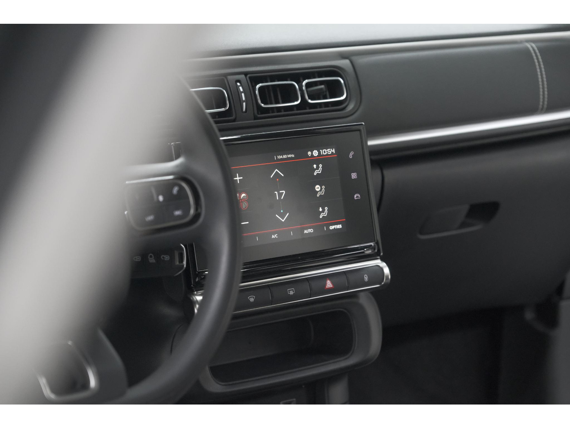 Citroen C3 PureTech 82 C-Series | Trekhaak | Stoelverwarming | Camera | Apple CarPlay