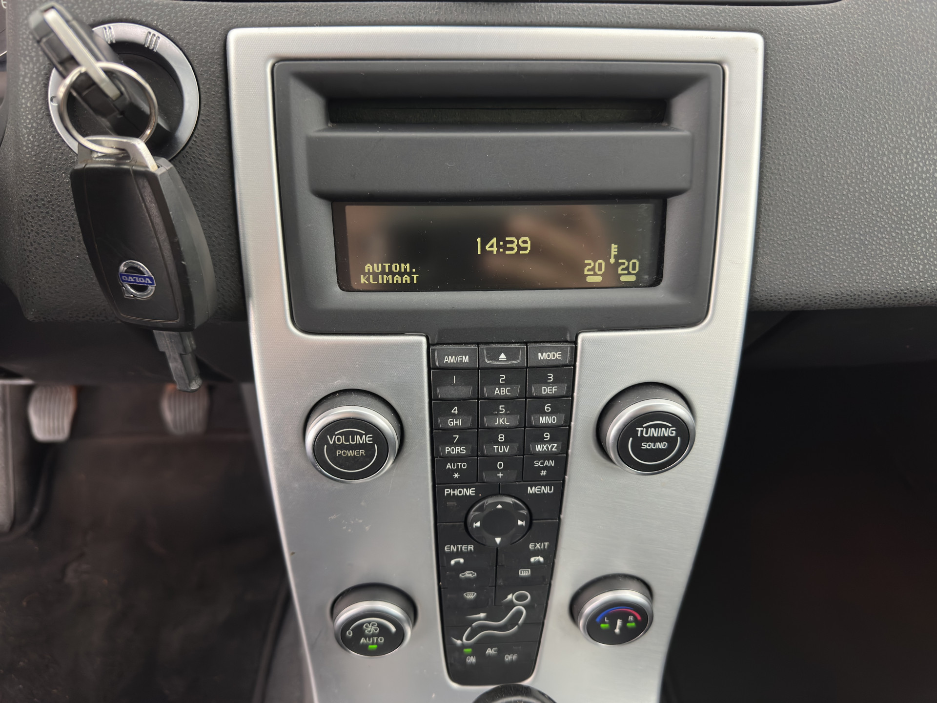 Volvo V50 1.6 D2 S/S Sport *COMFORT-SEATS | ECC | PDC | TOWBAR | 17"ALU*