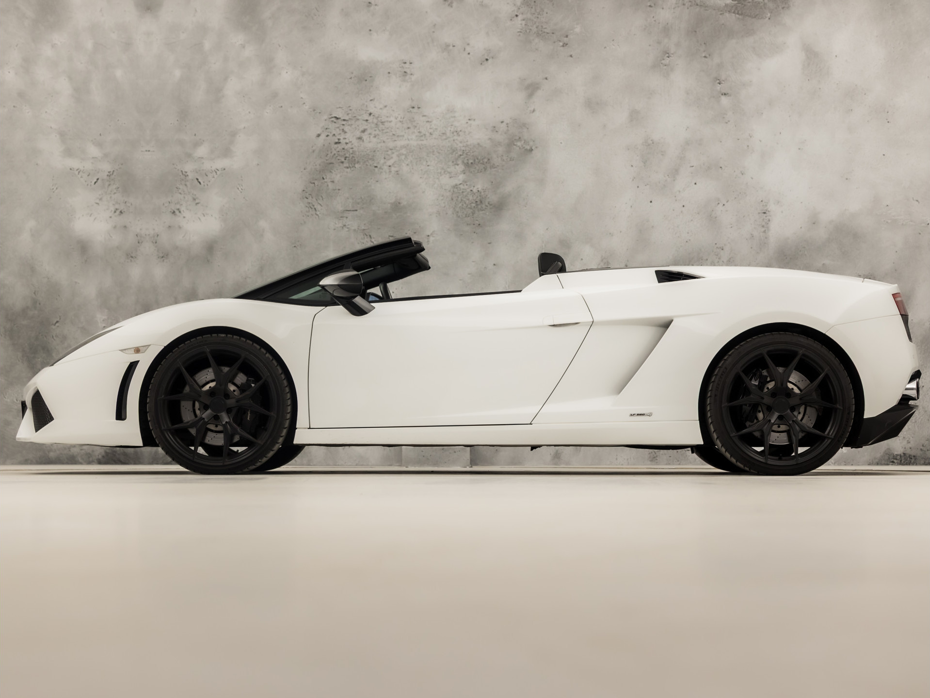 Lamborghini Gallardo 5.2 V10 LP560-4 Automaat 561Pk (FACELIFT, FRONT LIFT, CAMERA, LEDEREN SPORTSTOELEN, SOFT TOP, NAVIGATIE)