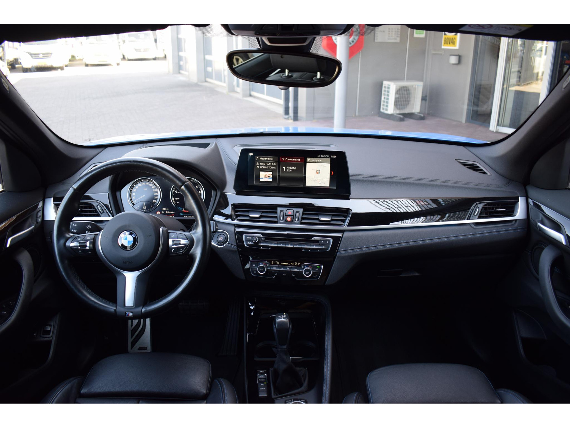 BMW X1 xDrive25e eDrive Edition | M-Sport | Trekhaak | Pano | CarPlay