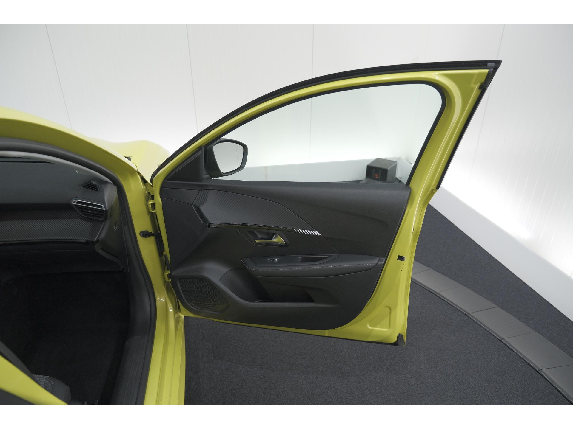Peugeot 208 PureTech 100 Allure | Apple Carplay | Parkeersensoren | Climate Control
