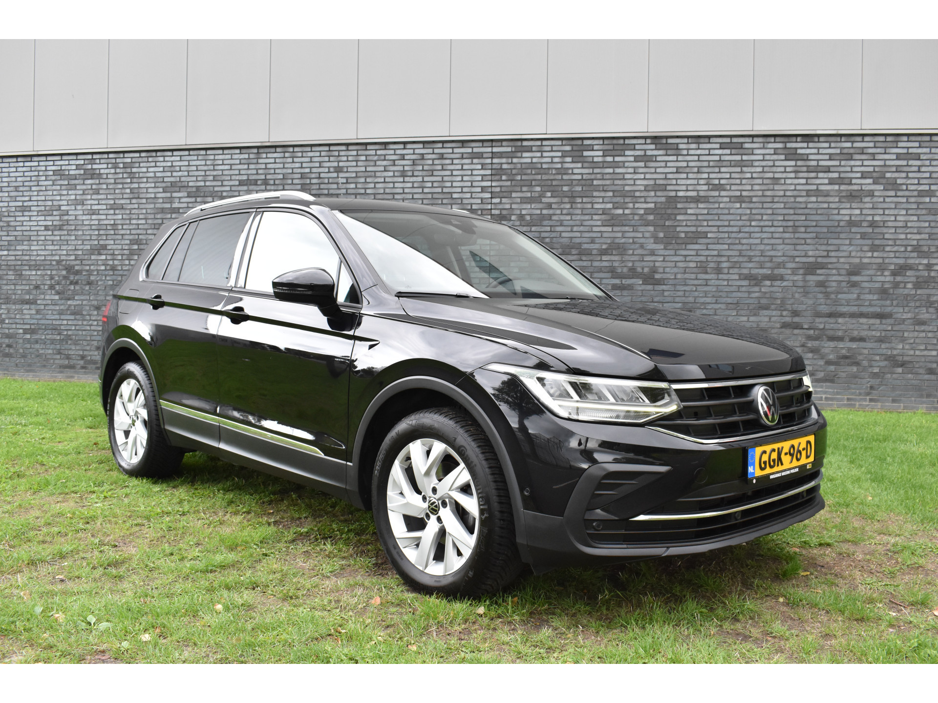 Volkswagen Tiguan 1.5 TSI Life Airco Hoge zit Stoelverwarming