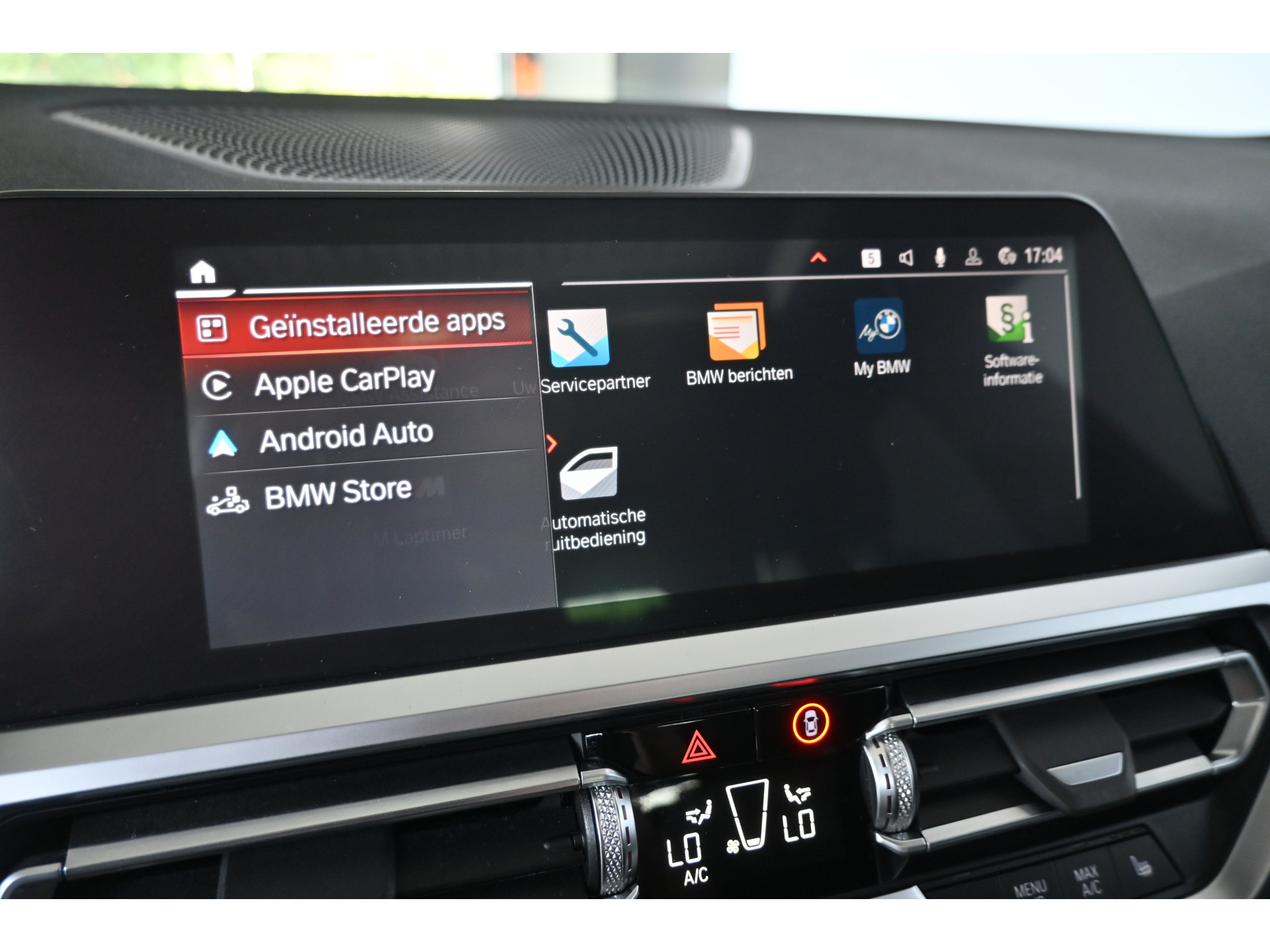 BMW 3-serie Touring 320i Automaat Business Edition Plus M-Pakket Navigatie LED Panoramadak Goed Onderhouden! Inruil Mogelijk!
