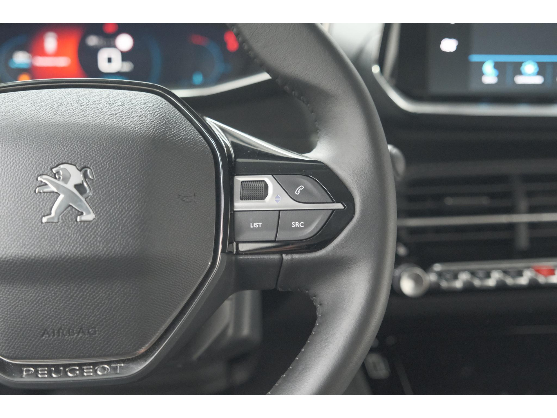 Peugeot 208 PureTech 100 Allure | Adaptieve Cruise Control | Camera | Apple Carplay