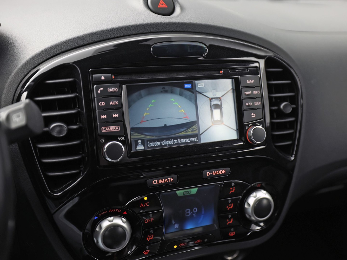 Nissan Juke 1.6 Sport Automaat (NAVIGATIE, CLIMATE, 360 CAMERA, SPORTSTOELEN, ALCANTARA, ZWART HEMEL, GETINT GLAS, NIEUWE APK, NIEUWSTAAT)