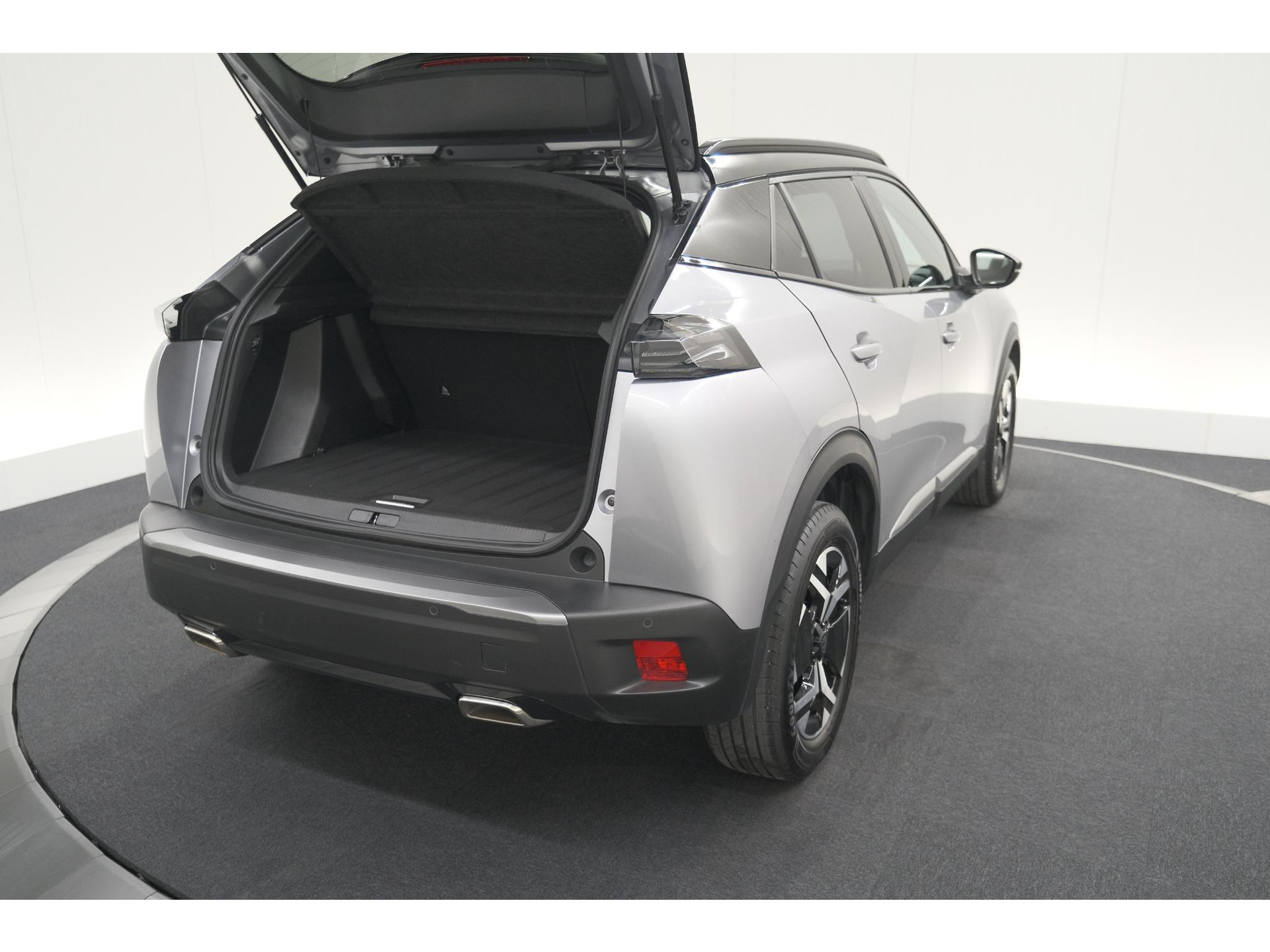 Peugeot 2008 Hybrid 145 e-DCS6 GT | Camera | Apple Carplay | Parkeersensoren