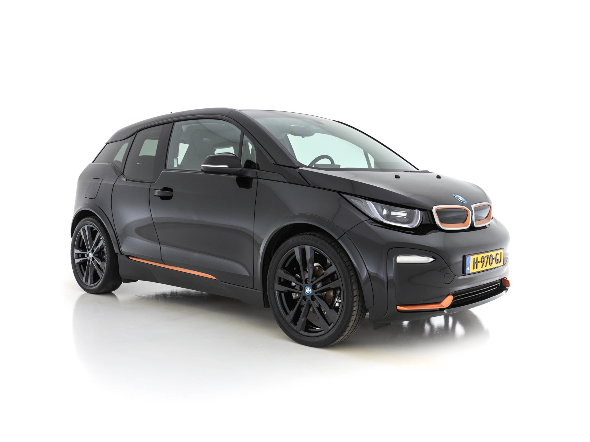 BMW i3 S 120Ah 42 kWh Edition Road (1 of 1000 !) [ 3-Fase ] {SOH-100%} (INCL-BTW ) Aut * HEAT-PUMP | LEATHER | NAVI-FULLMAP | HARMAN/KARDON-AUDIO | FULL-LED | KEYLESS | CAMERA | DAB | DIGI-COCKPIT | CRUISE | COMFORT-SEATS | CCS-FASTLOADER | 20"ALU*