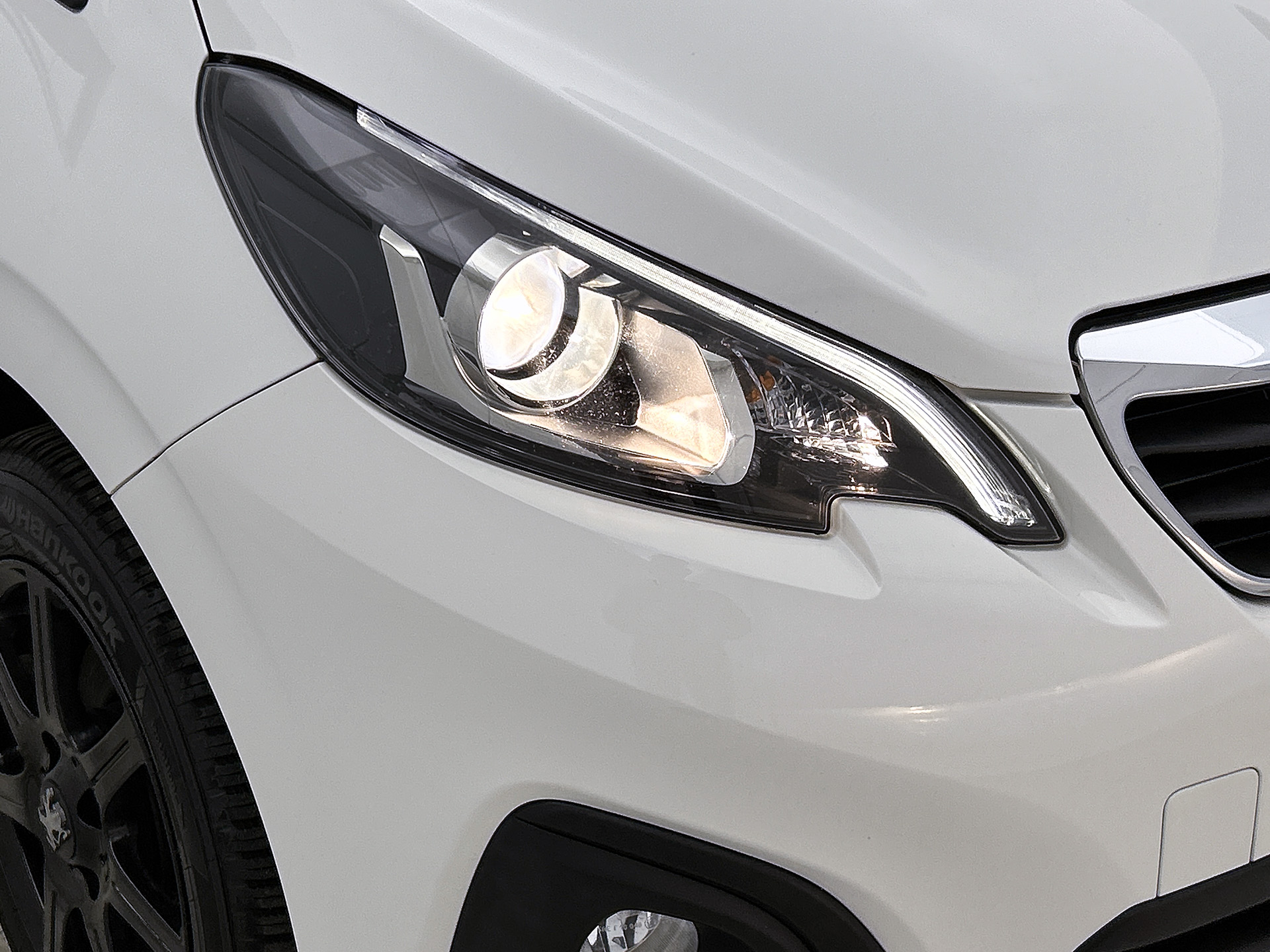 Peugeot 108 1.0 e-VTi Active | LM VELGEN | DEALER ONDERHOUDEN | ELEKTR. SPIEGELS + RAMEN | AIRCO | BLUETOOTH