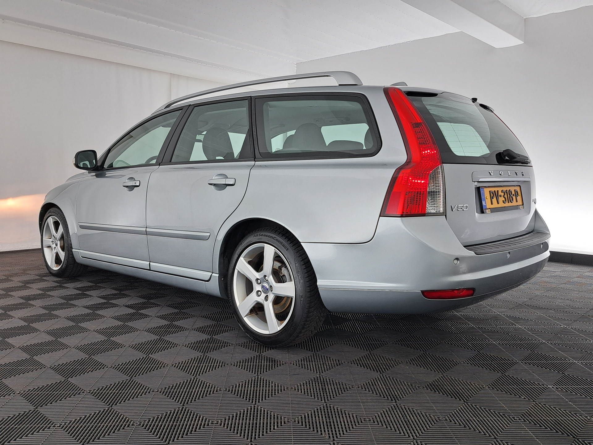 Volvo V50 1.6 D2 S/S Pro Edition *LEATHER | NAVI-FULLMAP | ECC | PDC | 17"ALU*