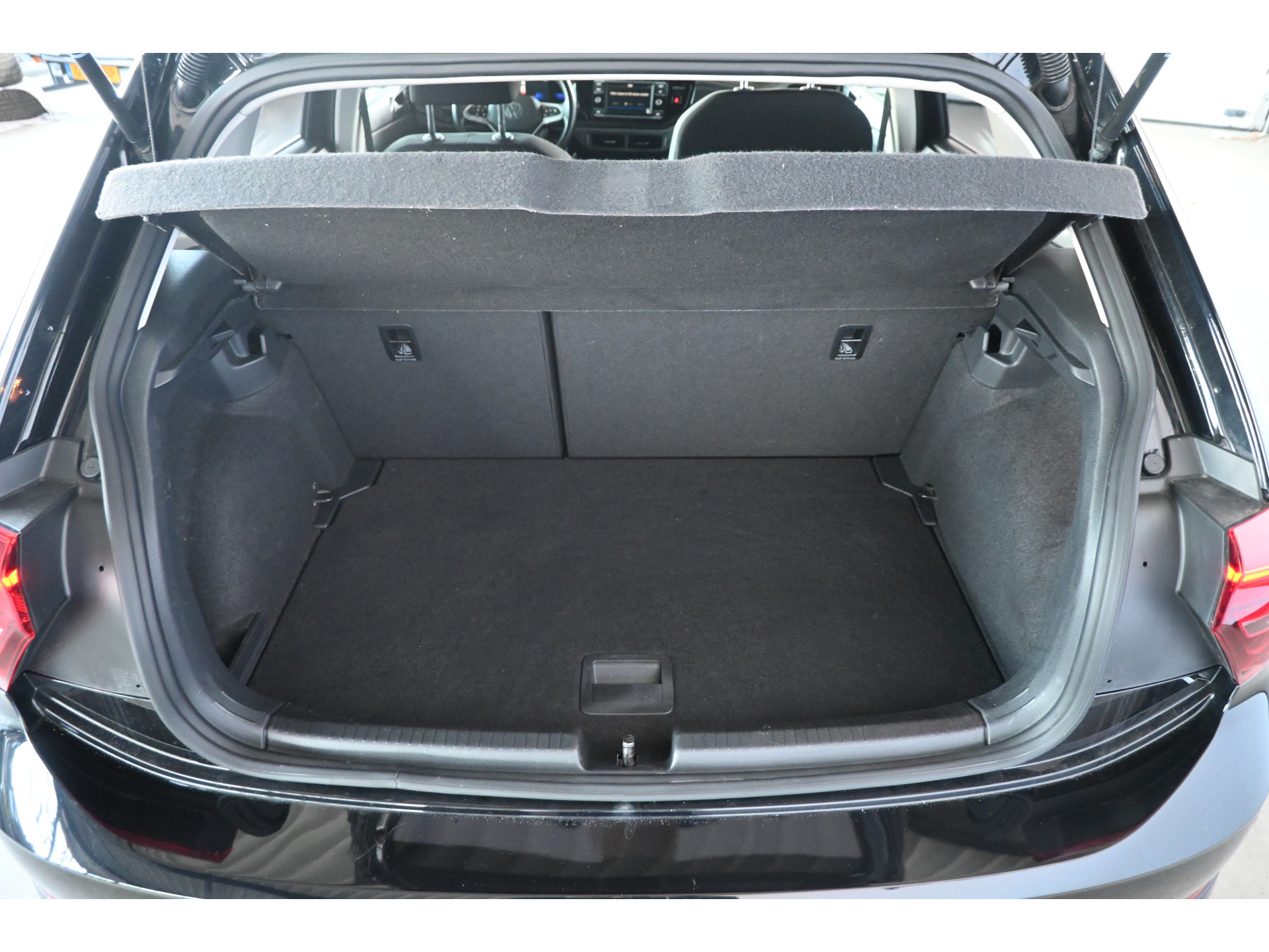 Volkswagen Polo 1.0 TSI Life Facelift! Airco Apple CarPlay Virtual Cruise Control 1e Eigenaar! Inruil Mogelijk!