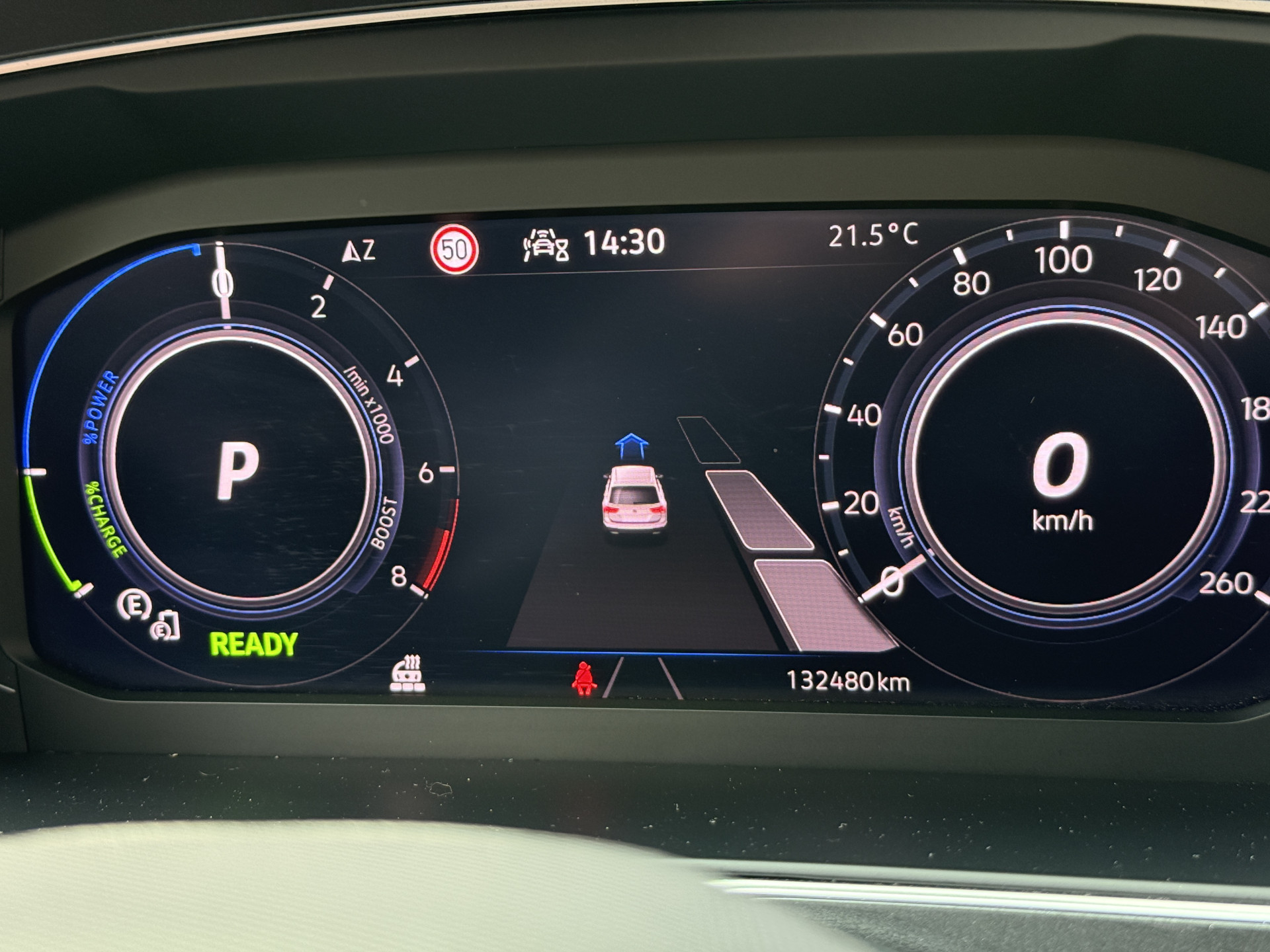 Volkswagen Tiguan 1.4 TSI eHybrid R-Line Business+ | Camera | Stoelverwarming | Dodehoeksensoren