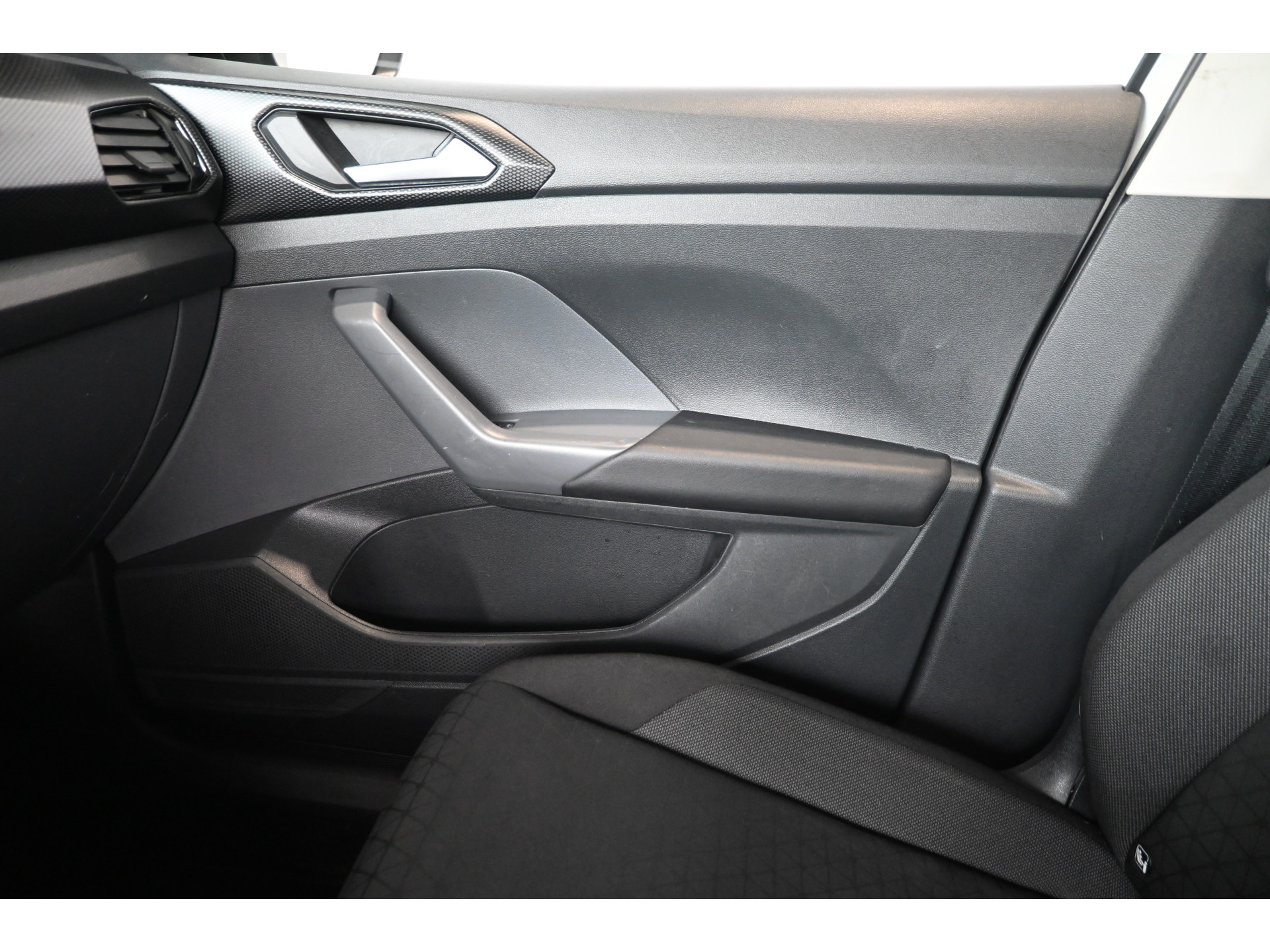 Volkswagen T-Cross 1.0 TSI Life Clima Cruise Control Navigatie Carplay Camera Rijklaarprijs Inruil Mogelijk!