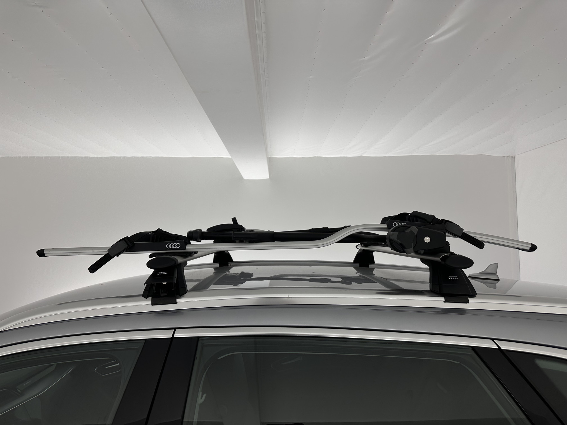 Audi e-tron 50 quattro Business edition 71 kWh [ 3-Fase-11kW ] {SOH-99%} (INCL-BTW) Aut. *HEATPUMP | FULL-LED | DIGI-COCKPIT | NAVI-FULLMAP | MEMORY-PACK |  COMFORTSEATS | KEYLESS | AUDI-SOUND | SHIFTPADDLES | DAB+ | ECC | DRIVE-SELECT | PDC | CRUISE | TO