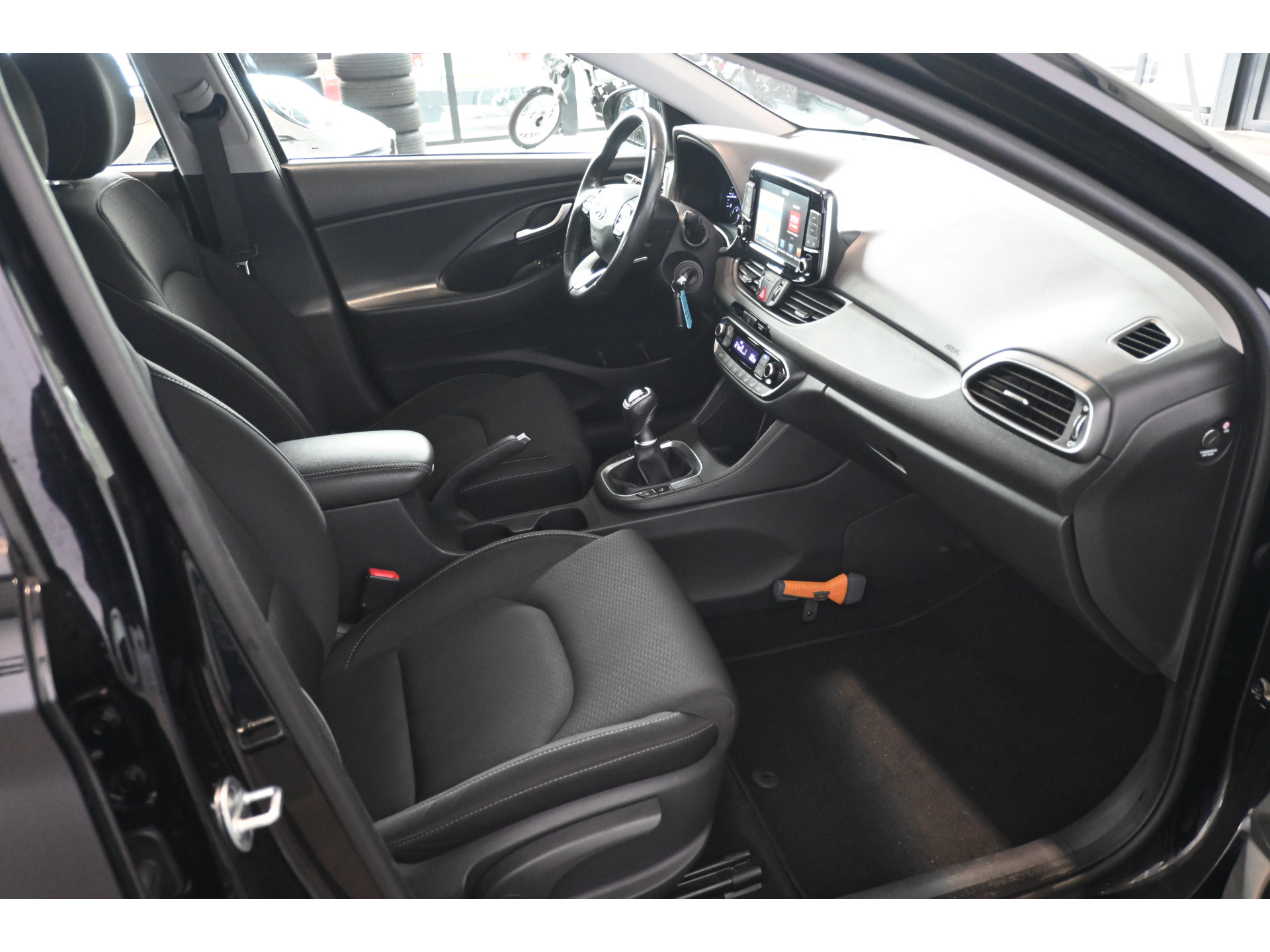 Hyundai i30 Wagon 1.4 T-GDI Comfort Clima Navigatie Camera Trekhaak Rijklaarprijs Inruil Mogelijk!