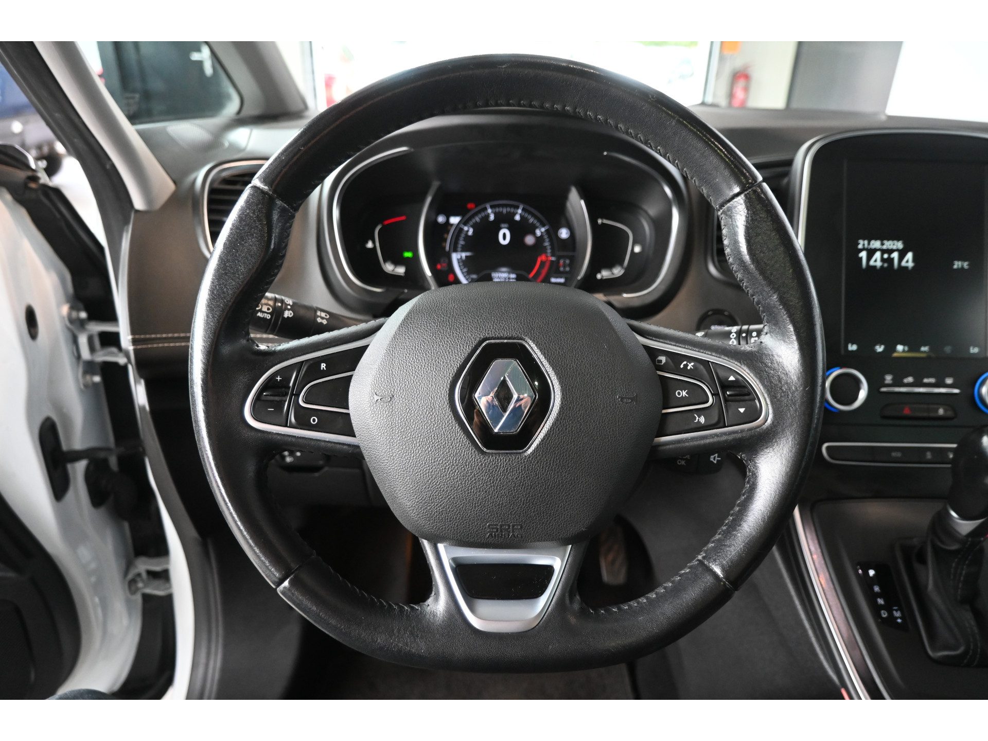 Renault Scénic 1.3 TCe Intens Automaat Nap Clima Cruise Trekhaak Navigatie Head up Panoramadak 100% Onderhouden! Inruil Mogelijk!