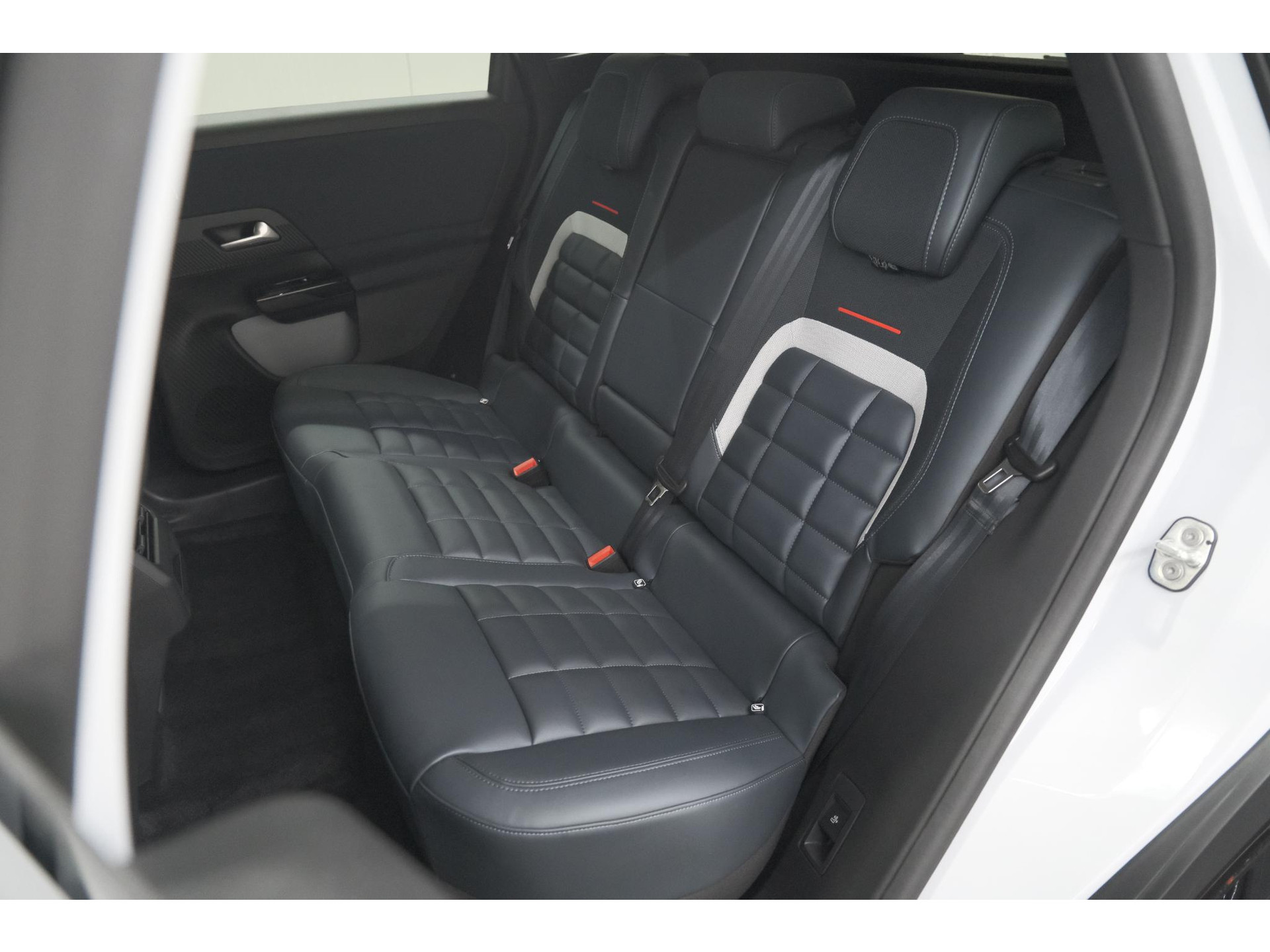 Citroen C5 Aircross 1.2 Hybrid 145 Max | 360 Camera | Adaptieve Cruise Control | Elektrische Kofferklep