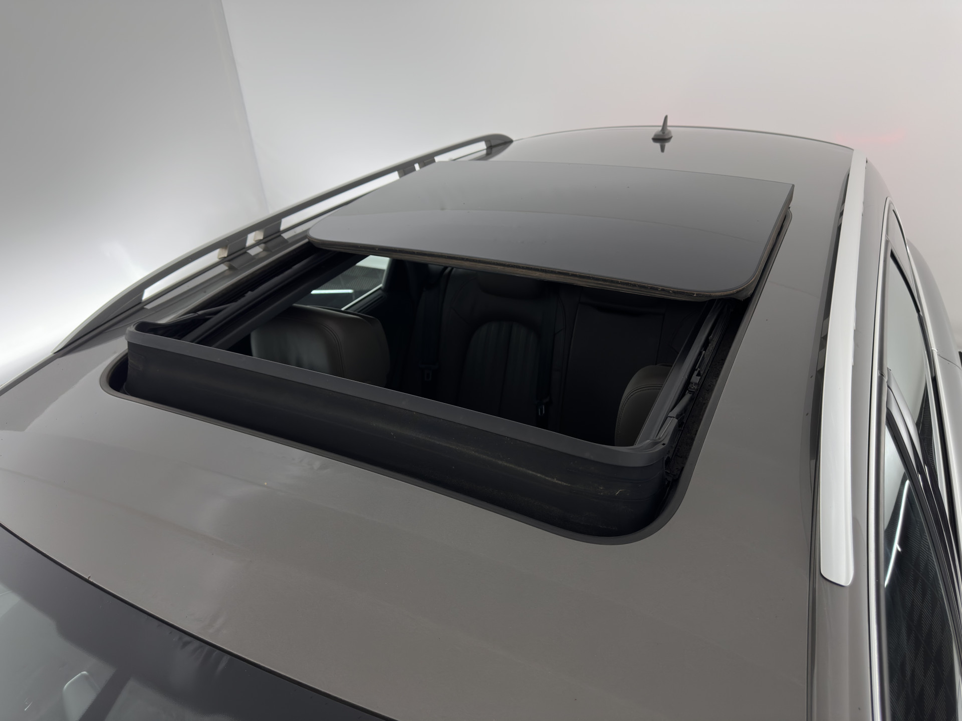 Audi A6 Allroad Quattro 3.0 TDI Aut. *PANO | LEATHER | BI-XENON | BOSE-SURROUND-SYSTEM |  NAVI-FULLMAP | HEATED-COMFORTSEATS | ECC | AIRSUSPENSION | PDC | CRUISE | 18''ALU*