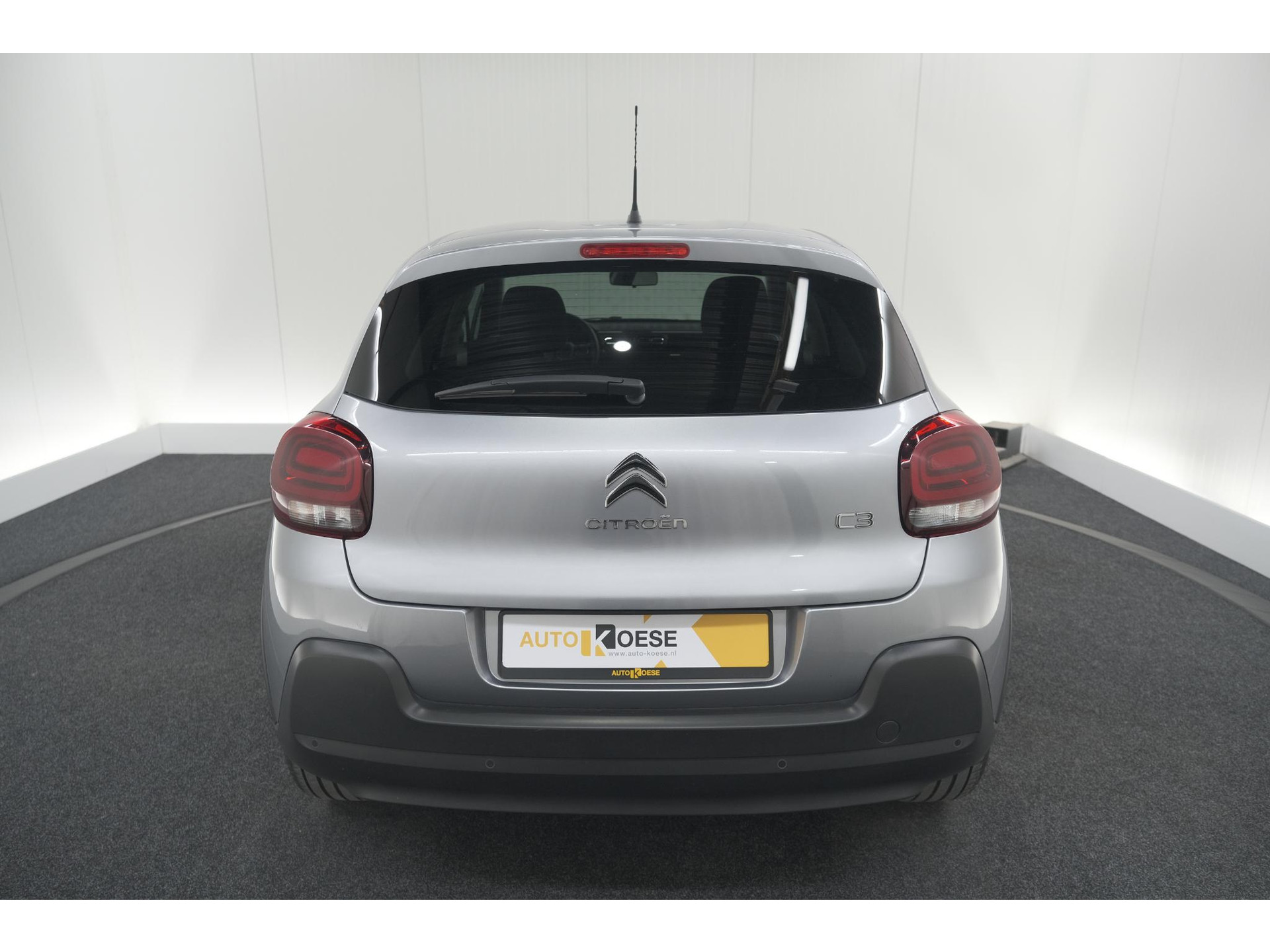 Citroen C3 PureTech 110 EAT6 Max | Parkeersensoren | Apple Carplay | 16 Inch Lichtmetalen Velgen