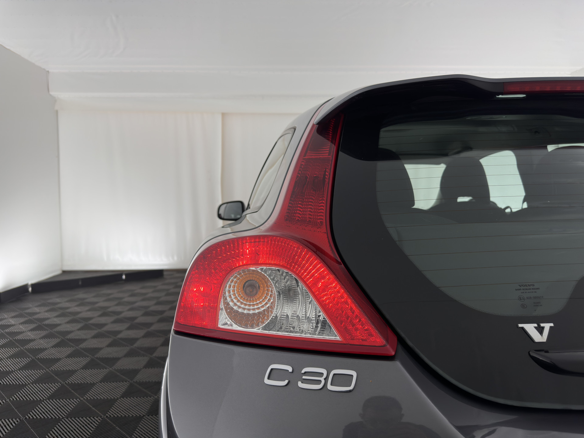 Volvo C30 1.6 D2 R-Design (INCL-BTW) *LEATHER-FABRIC | SPORT-SEATS | ECC | PDC | CARBON-INLAY | CRUISE | 17''ALU*