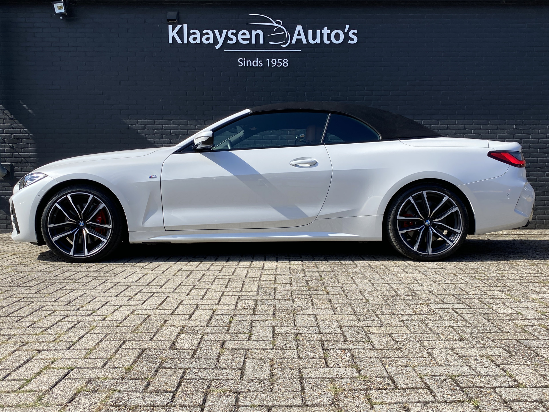 BMW 4-serie Cabrio 420i M-Sport 184 pk High Executive AUT. | dealer onderh. | cognac leder | memory seat | trekhaak | stoel-/stuurverw.