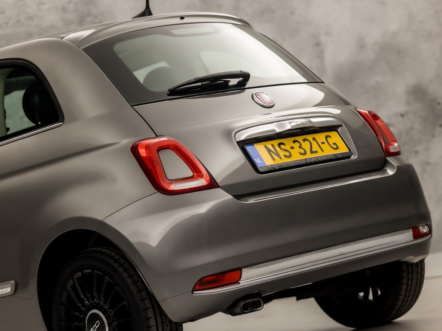 Fiat 500 0.9 TwinAir Turbo Sport (PANORAMADAK, NAVIGATIE, LM VELGEN, SPORTSTOELEN, ELEK RAMEN, BLUETOOTH, NIEUWSTAAT)