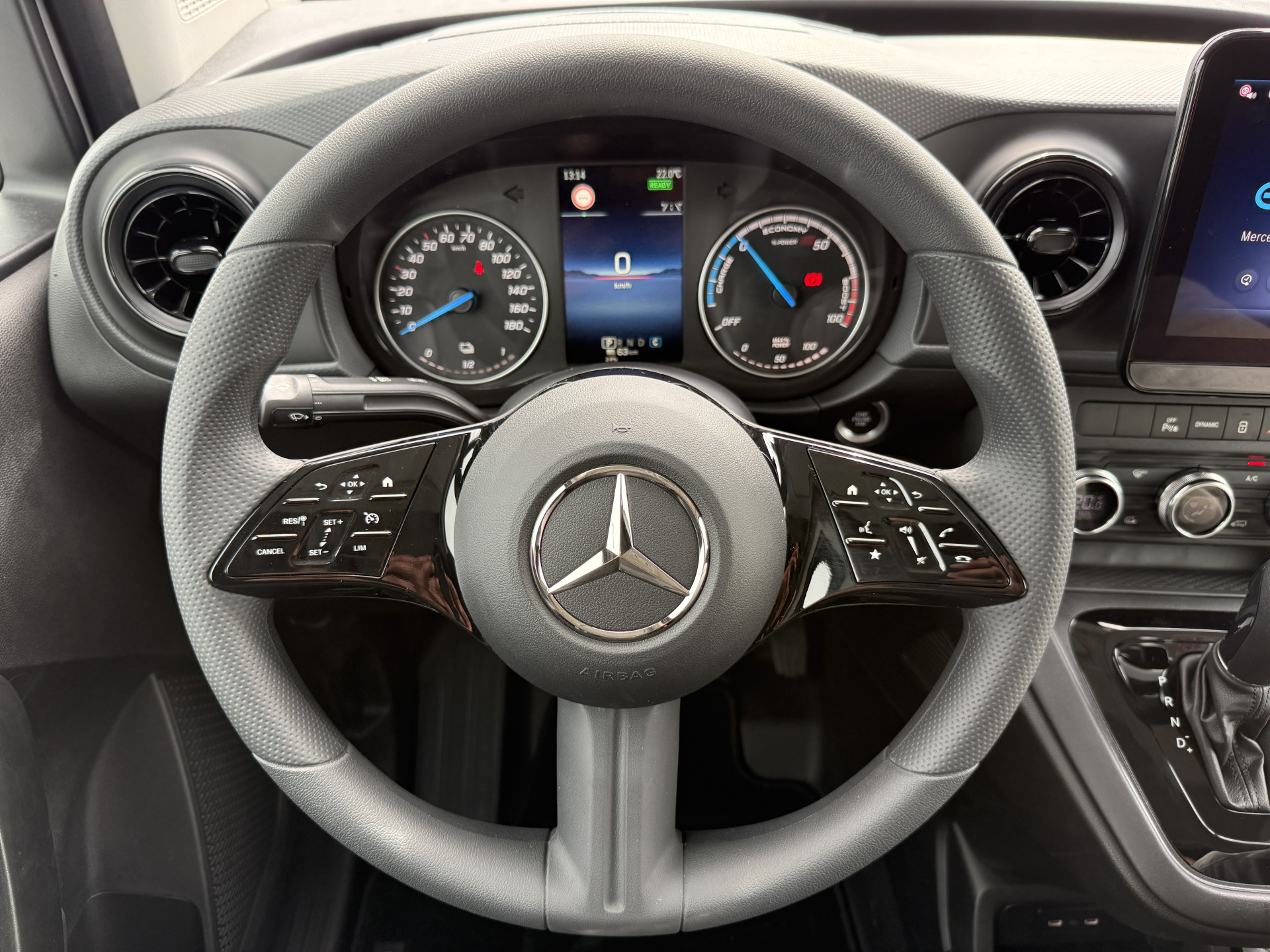 Mercedes-Benz eCitan Pro 51kWh 122PK Nieuw! L1 Elektrisch 300km WLTP 75KW Snelladen Climate Control Cruise Control Carplay Camera Parkeersensoren Achter