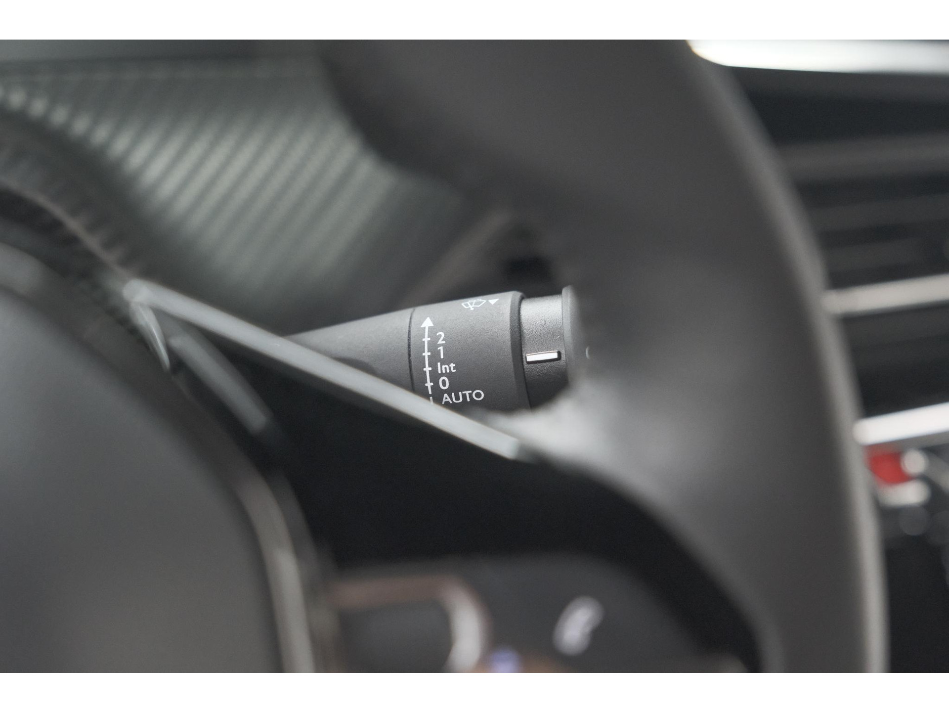 Peugeot 2008 PureTech 130 Active | Camera | Apple Carplay | Parkeersensoren | Stoelverwarming