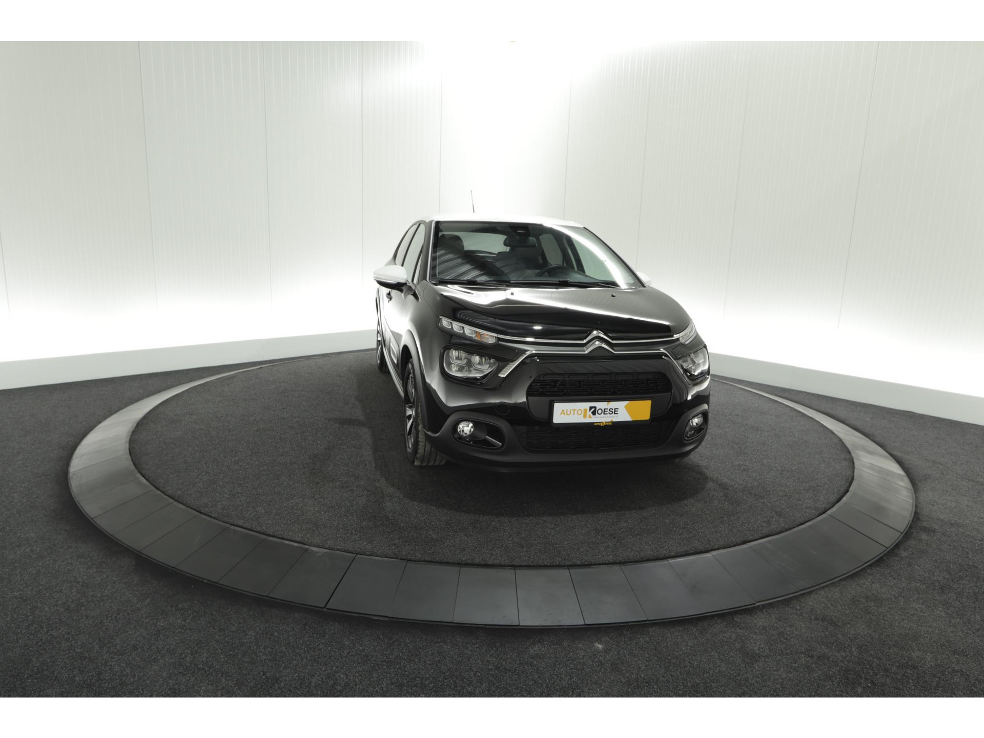 Citroen C3 PureTech 82 Feel Edition | Apple Carplay | Parkeersensoren | Navigatie | Climate Control | 16 Inch Velgen