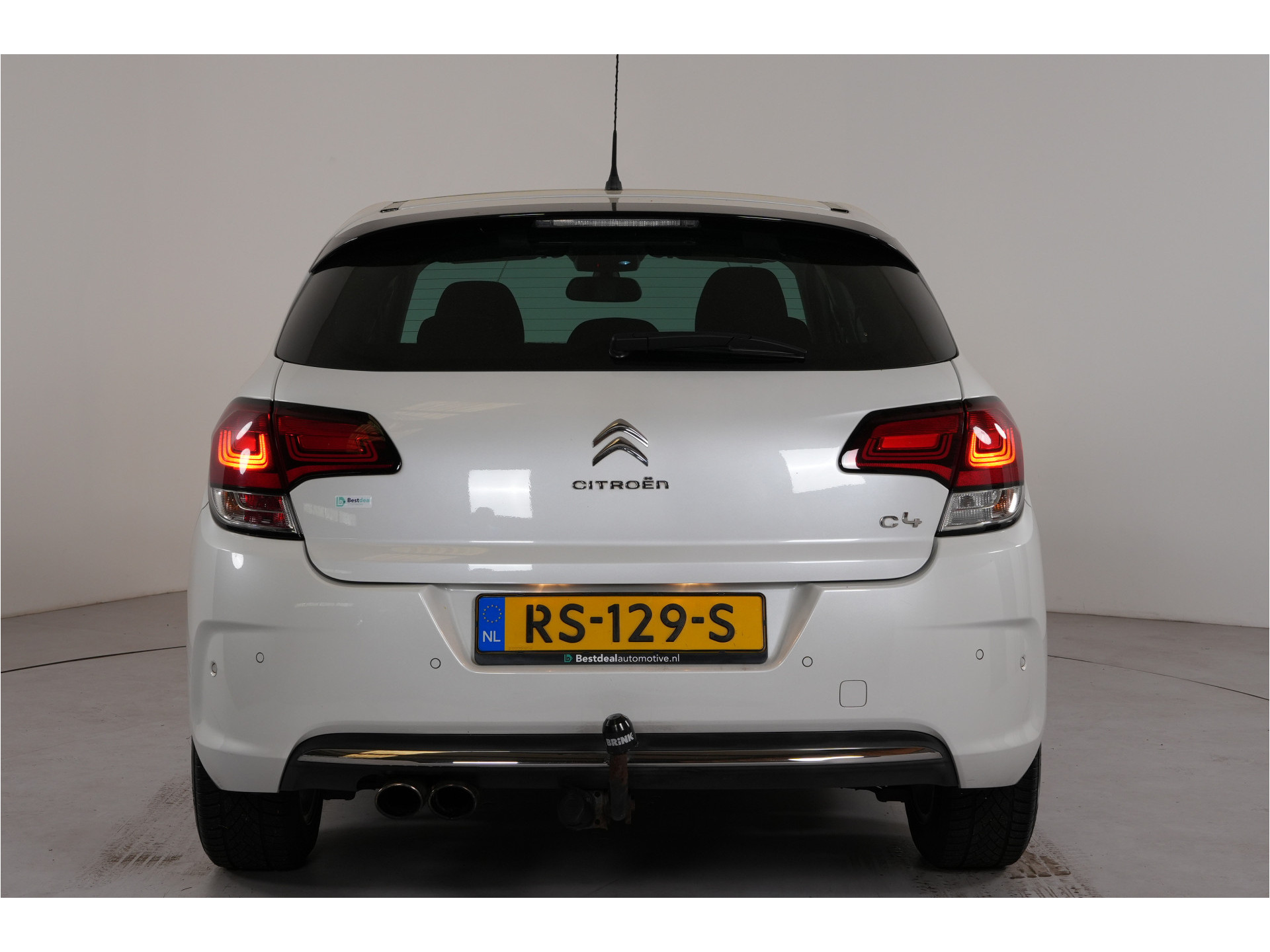 Citroën C4 1.2 PureTech Feel Collection | Trekhaak | Pano | Cruise | Stl. verw. | Climate | PDC |