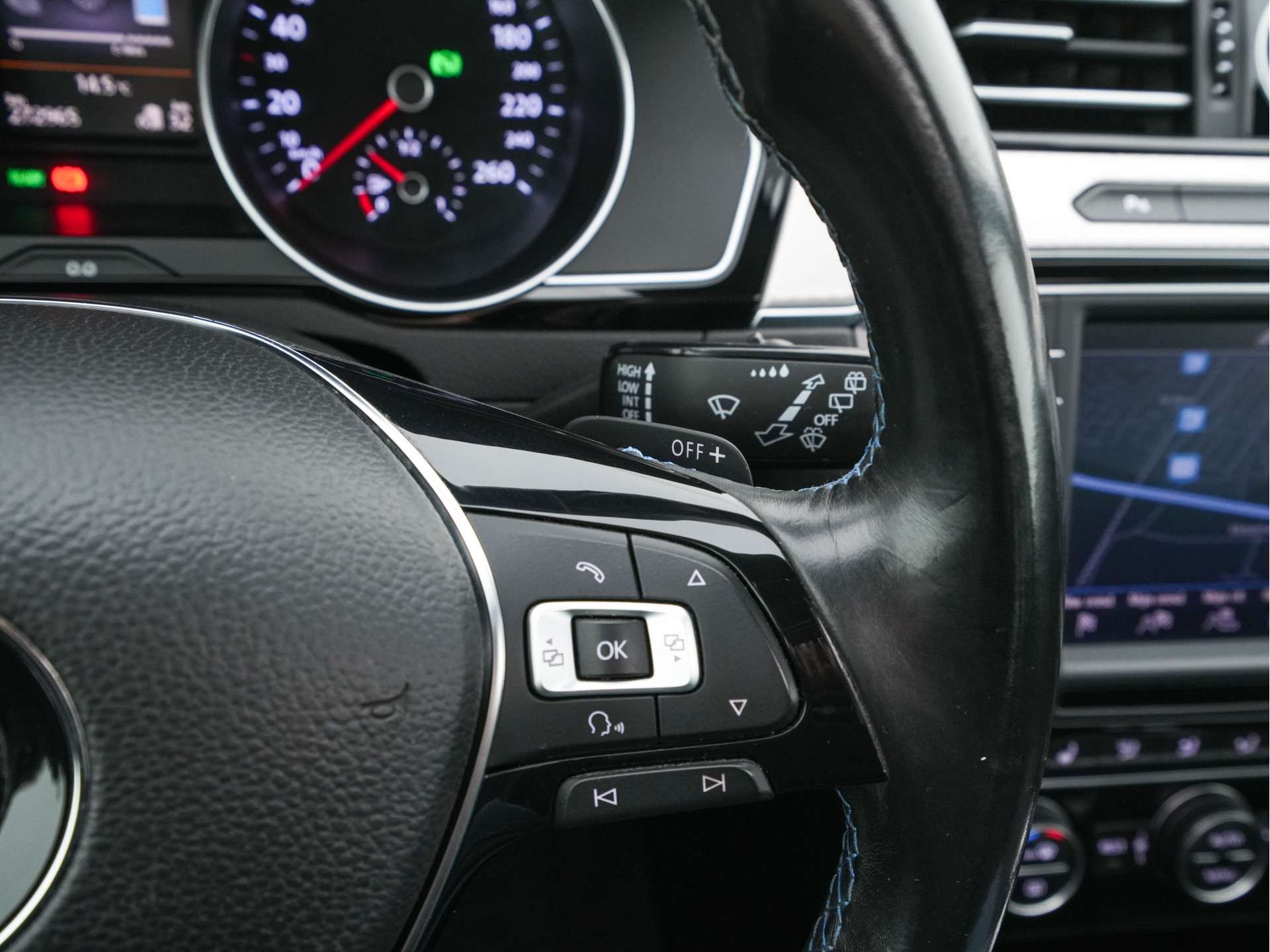 Volkswagen Passat Variant 1.4 TSI GTE Highline Plug-in Aut. *PANO | LEATHER-ALCANTARA | FULL-LED | CAMERA | NAVI-FULLMAP | ADAPTIVE-CRUISE | HEATED-ERGONOMIC-SPORTSEATS | KEYLESS | PDC | ECC | PRIVACY-GLASS | TOWBAR | AMBIENT-LIGHT | KEYLESS | ..