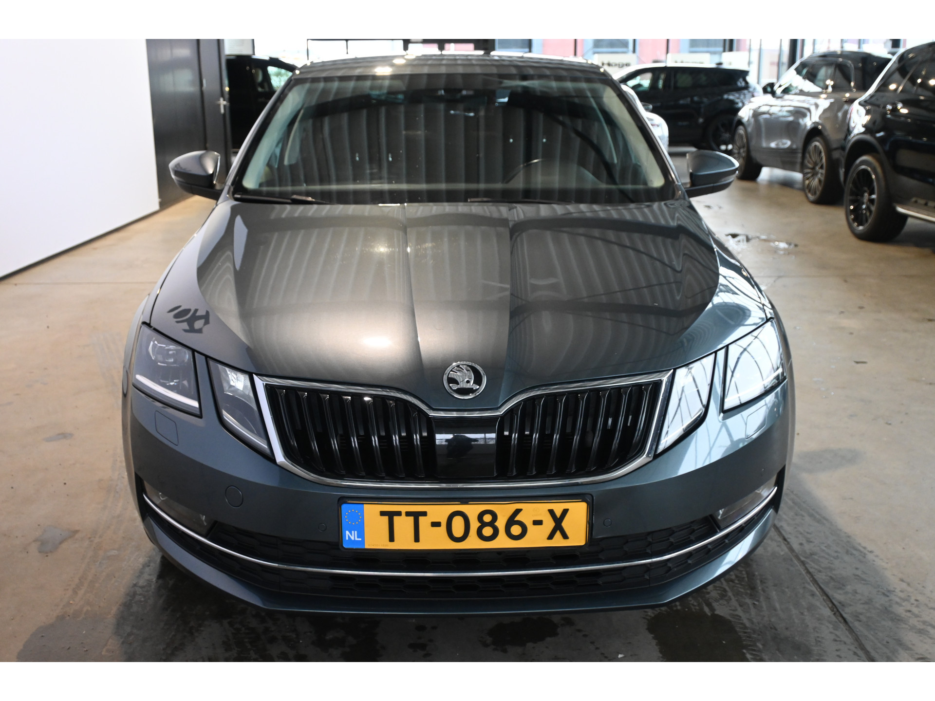 ŠKODA Octavia 1.0 TSI Greentech Style Business Automaat Navigatie Carplay Stoelverwarming Inruil Mogelijk!