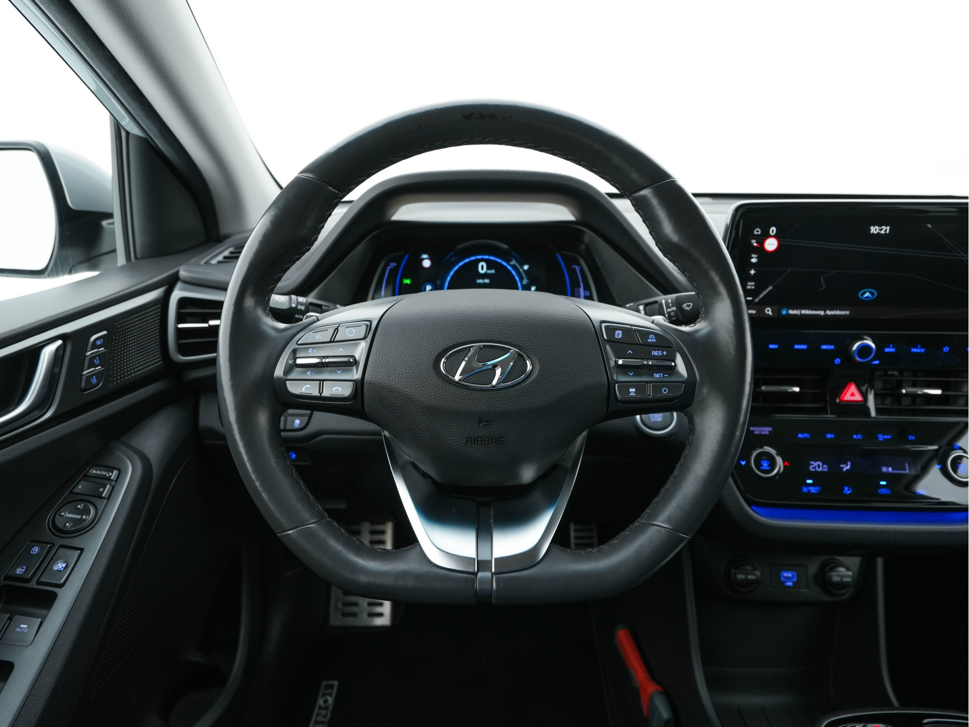 Hyundai IONIQ Premium EV 38 kWh {SOH-100%} Aut *HEATPUMP | LEATHER | FULL-LED | ADAPTIVE-CRUISE | KEYLESS | NAVI-FULLMAP | DAB | CAMERA | MEMORY-PACK | DIGI-COCKPIT | HEATED/VENTILATED-SEATS | CCS- FASTLOADER | PRIVACY-GLASS |